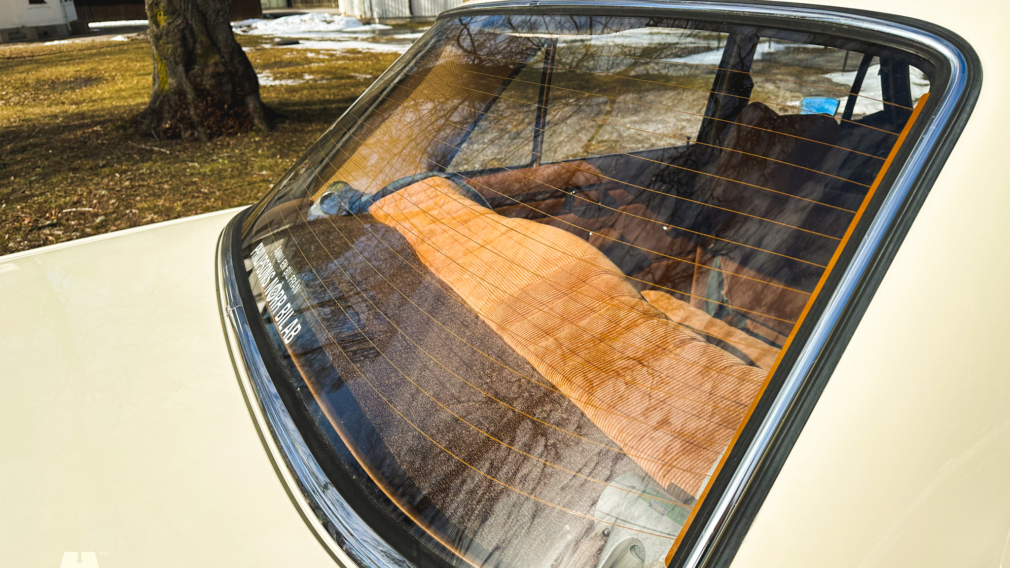 Exteriörbild på 1972 Mercedes-Benz 200