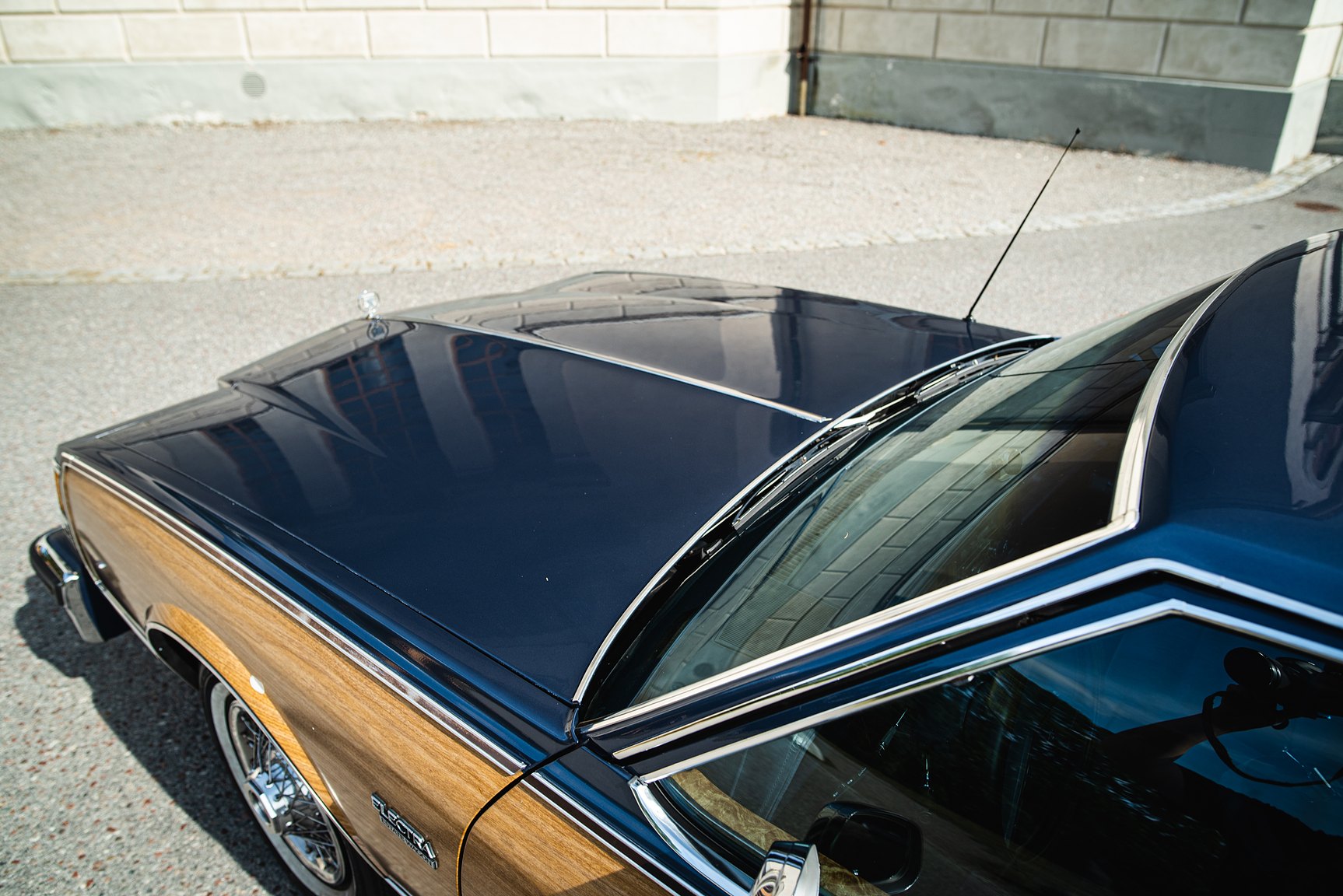 Exterior image of 1983 Buick Electra Estate Wagon 5.0