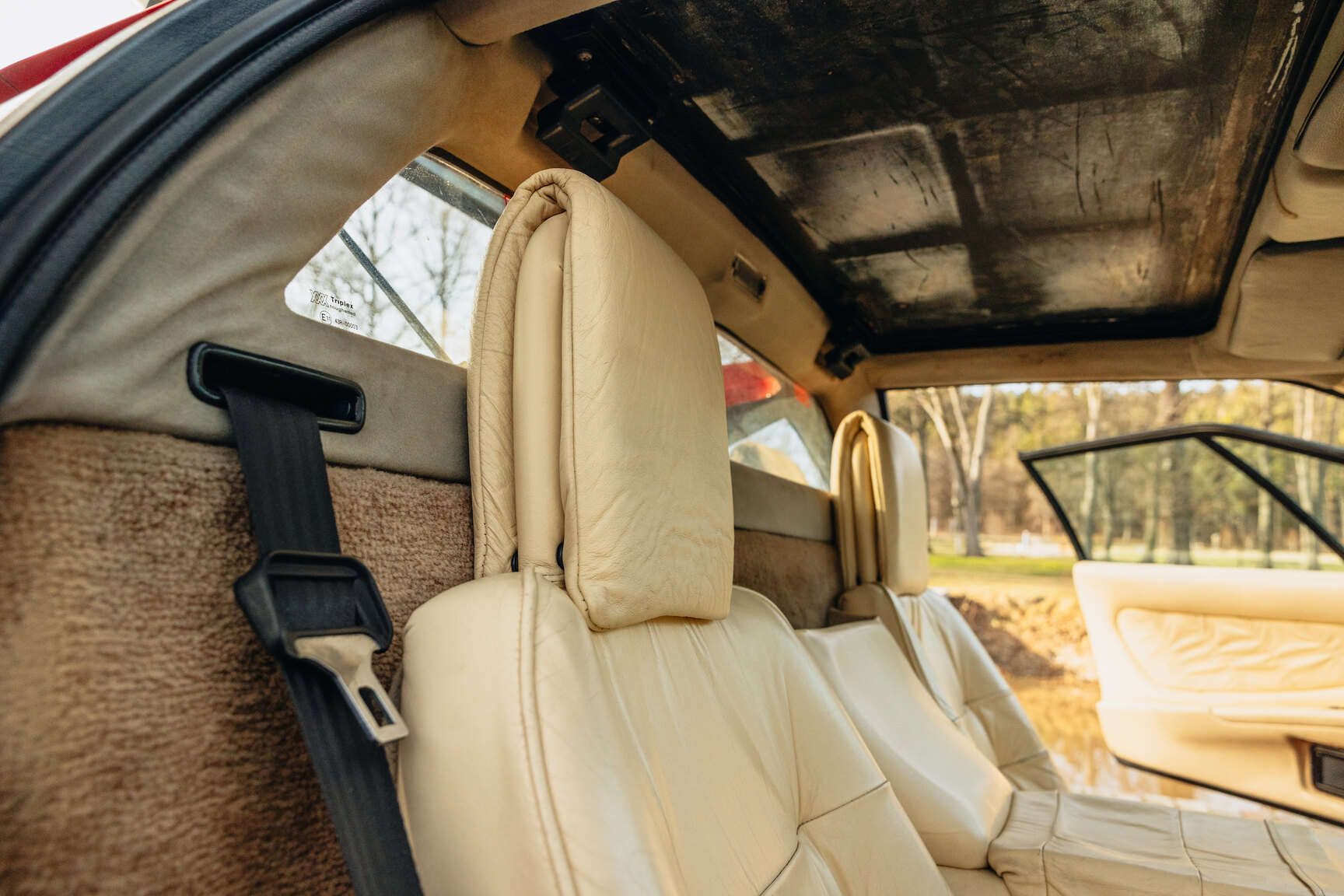 Interior image of 1989 Lotus Esprit Turbo 