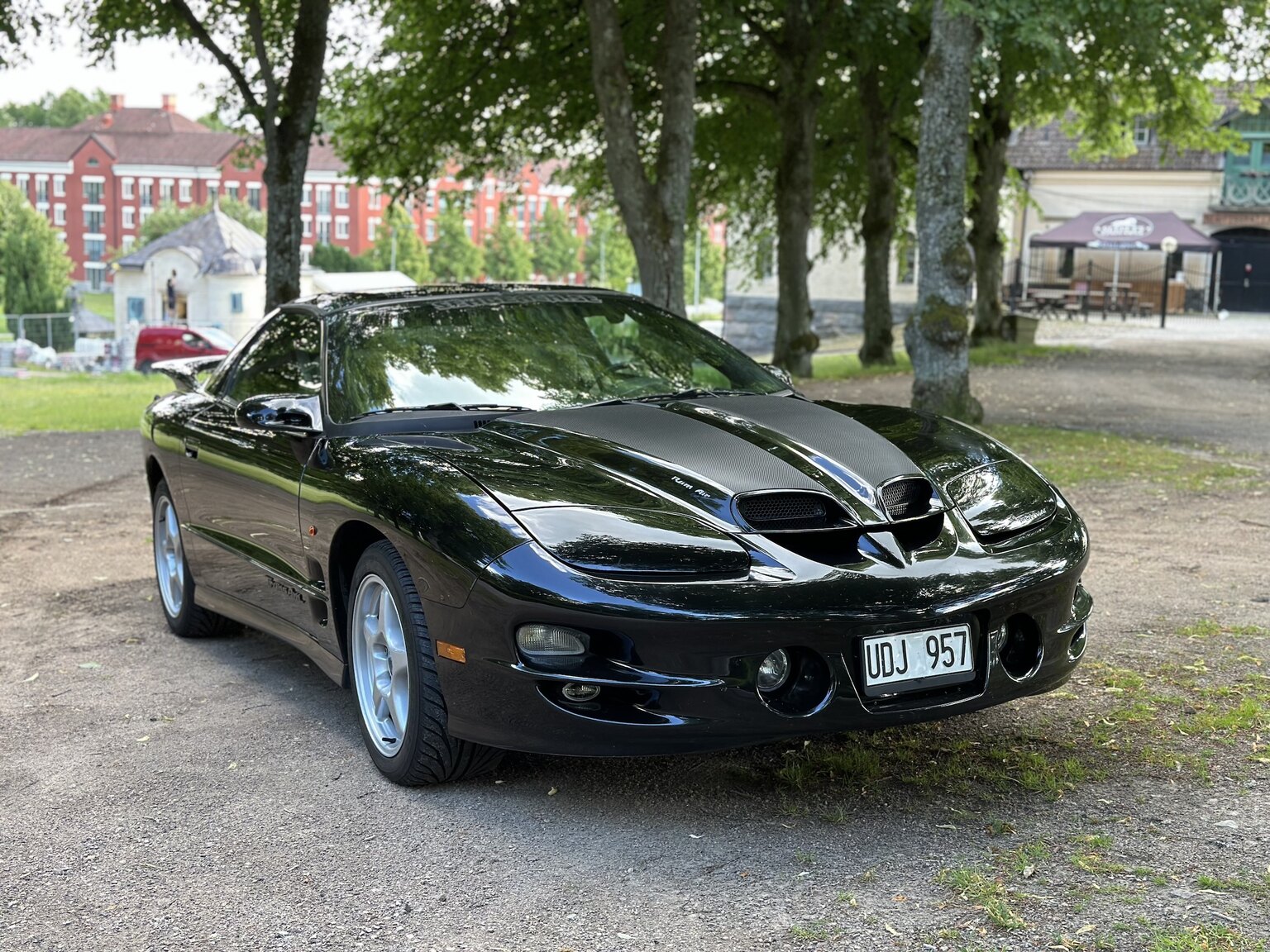 Exteriörbild på 2000 Pontiac TransAm Firebird (3)