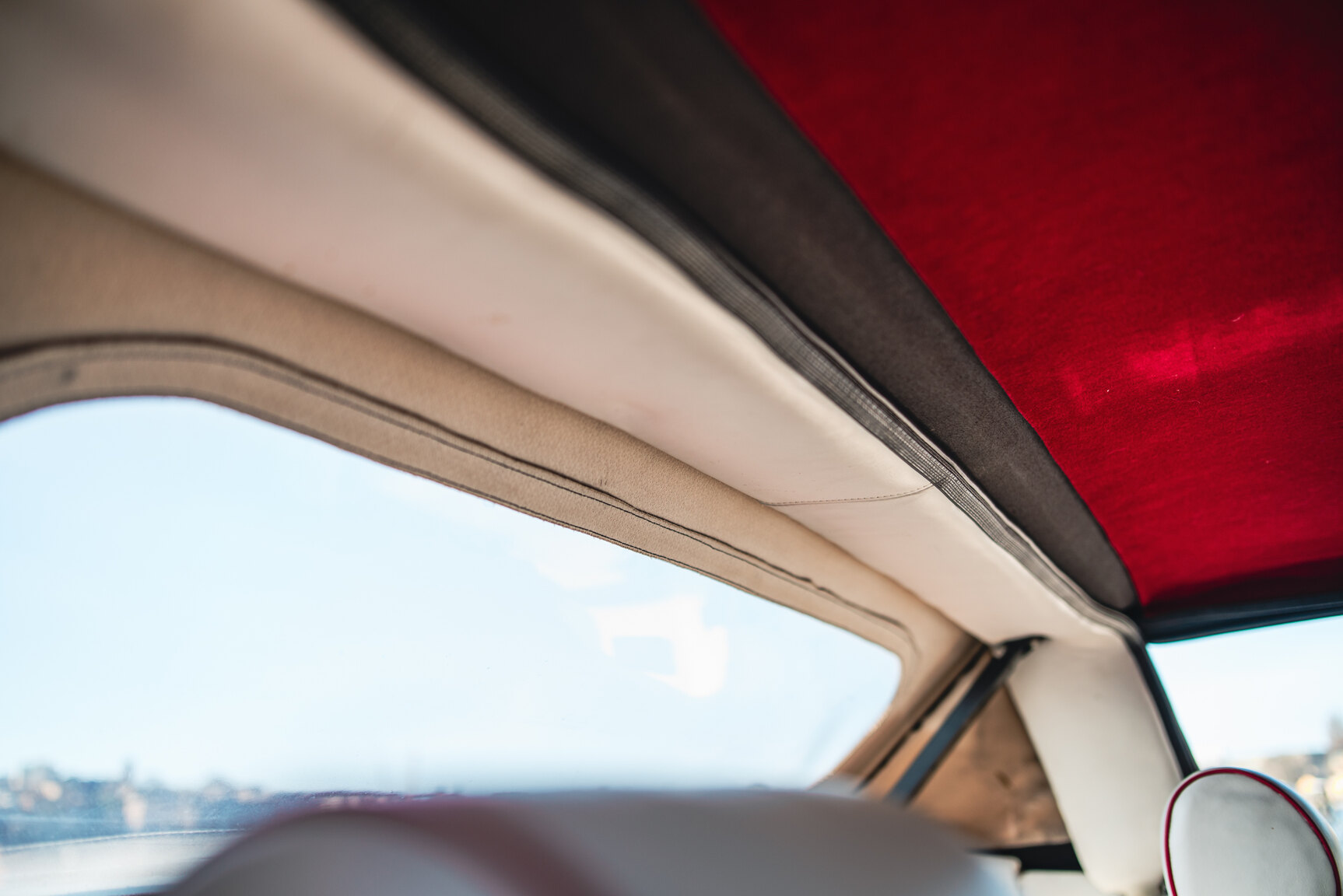 Interiörbild 1985 TVR 350i Cabriolet 3.5 V8
