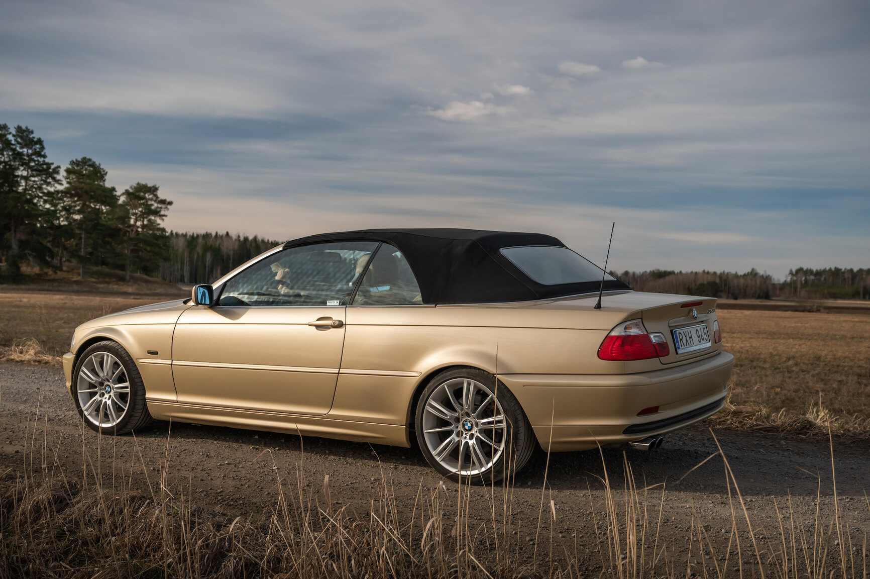 Exteriörbild på 2001 BMW 330Ci