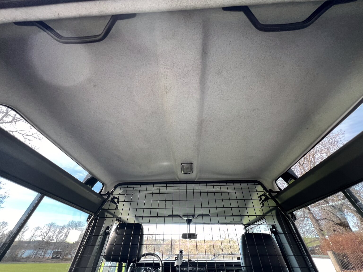 Interior image of 2002 Land Rover Defender 90 2.5 Td5