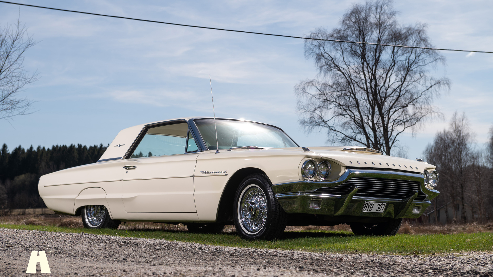 Exterior image of 1964 Ford Thunderbird 6.4 HT (3)