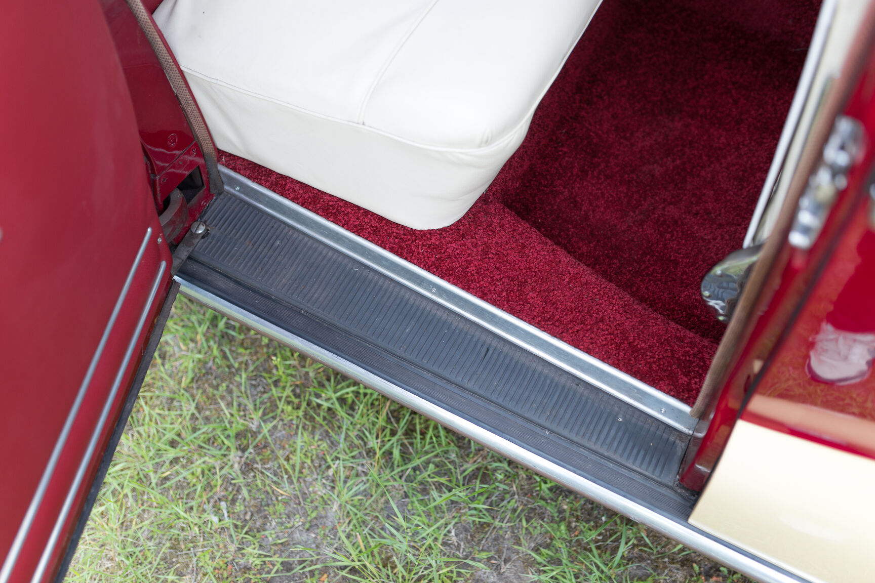 Interior image of 1955 BMW 501 A Deluxe V8