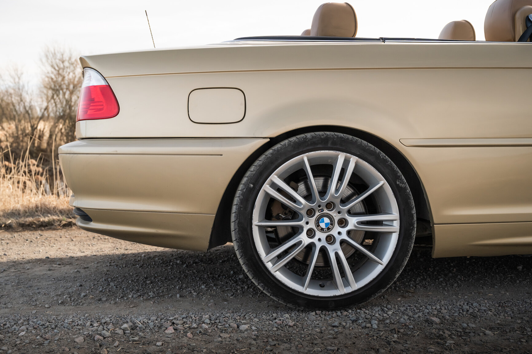 Exteriörbild på 2001 BMW 330Ci
