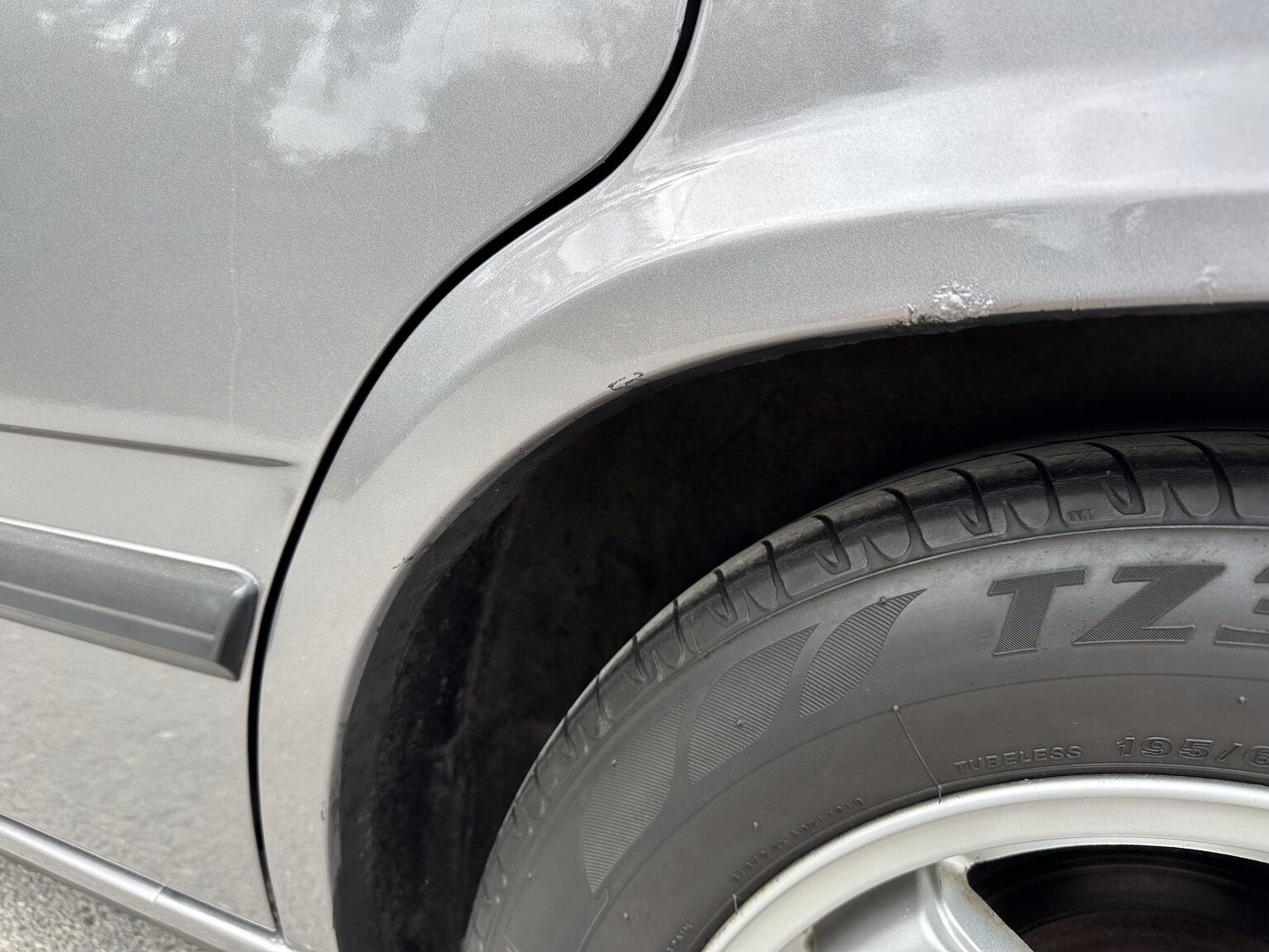 Exteriörbild på 1988 Volvo 740 Turbo