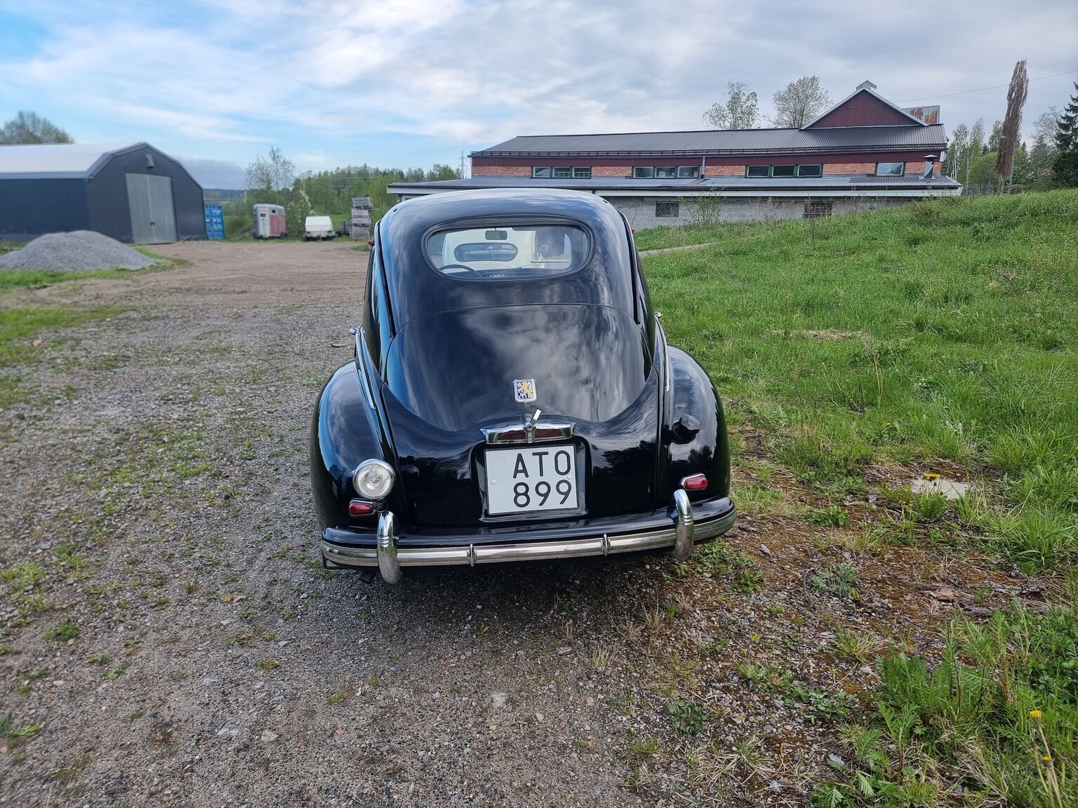 Exterior image of 1951 Peugeot 203 De Luxe