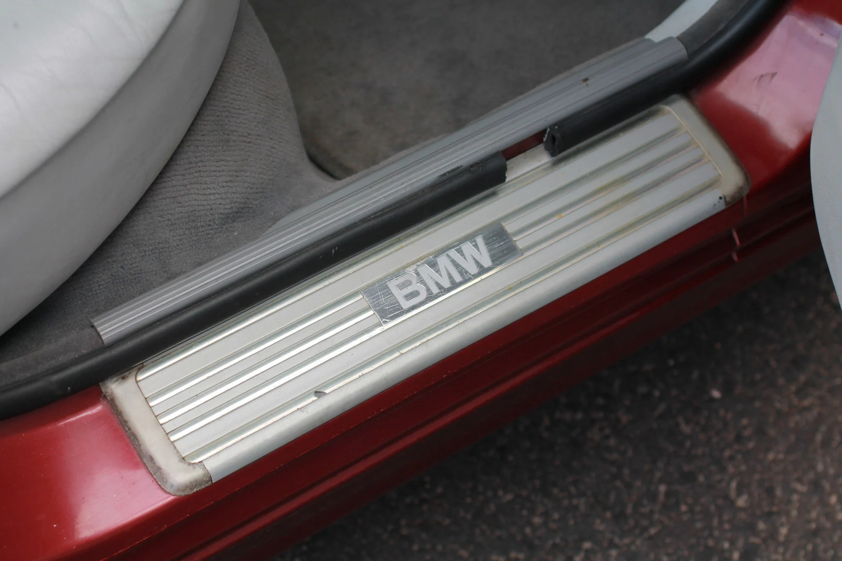 Innenraumfoto von 1993 BMW 540i Sedan (23)