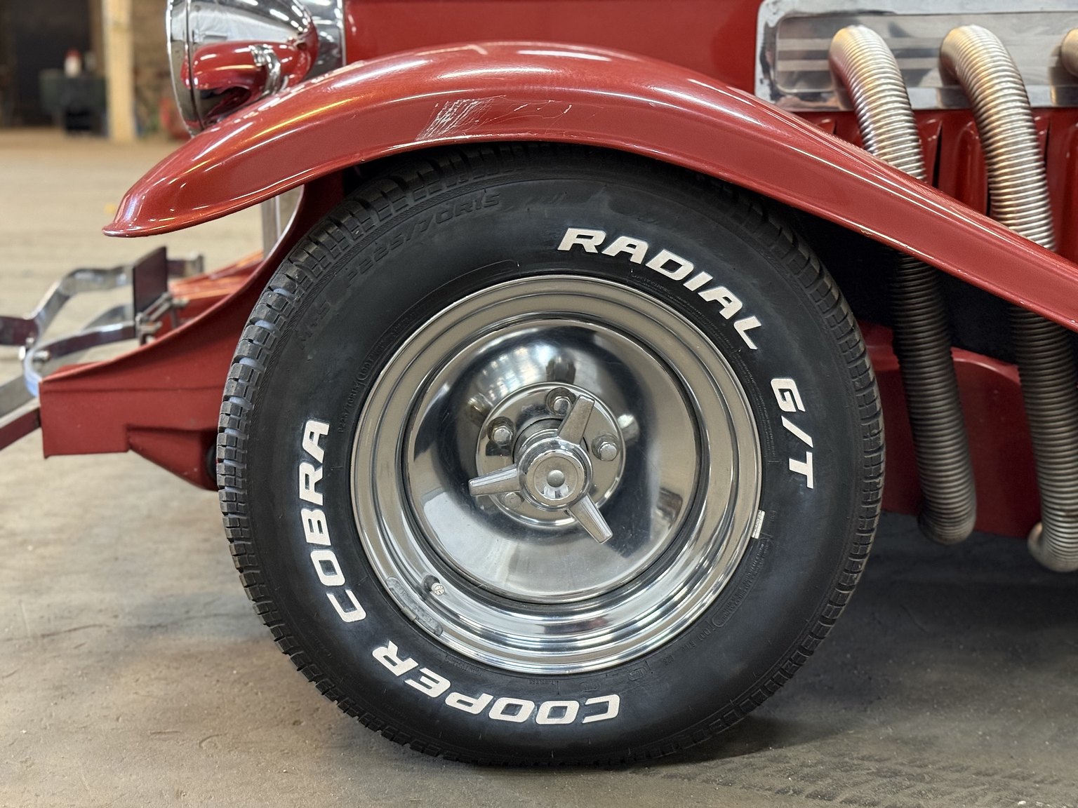 Exteriörbild på 1965 Duesenberg Roadster/StreetRod Replika 