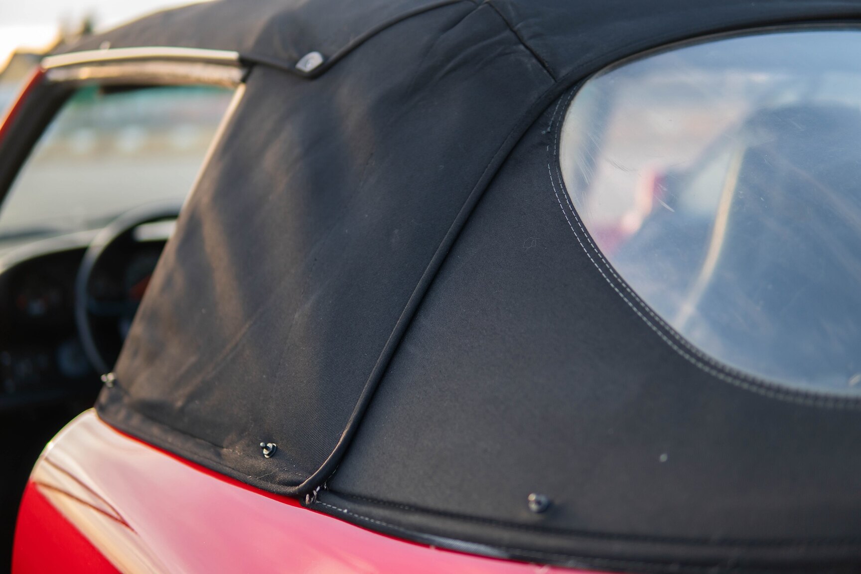Exteriörbild på 1987 Porsche 911 Carrera Cab 3.2