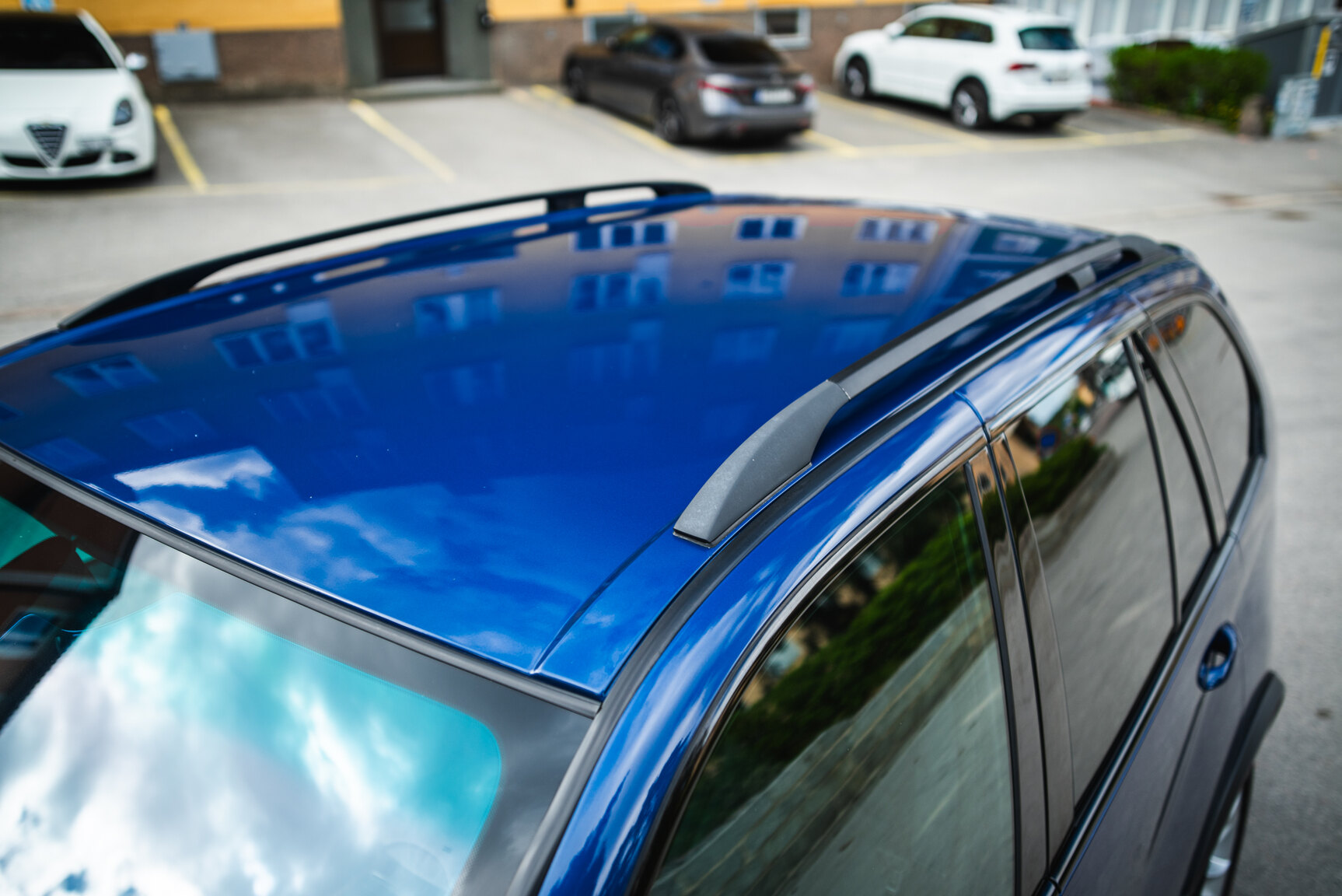 Exterior image of 2005 BMW X5 4.8iS E53 LCI