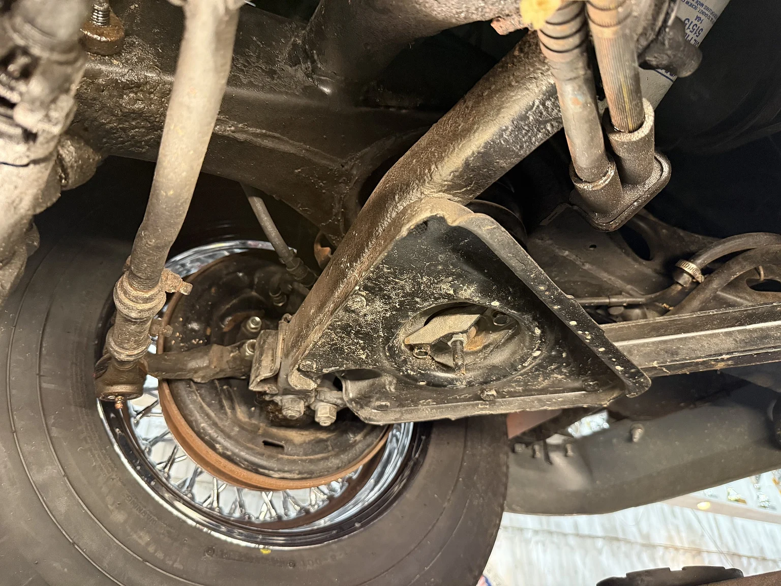 Image of 1956 Mercury Montclair Sport Sedan mechanics (15)