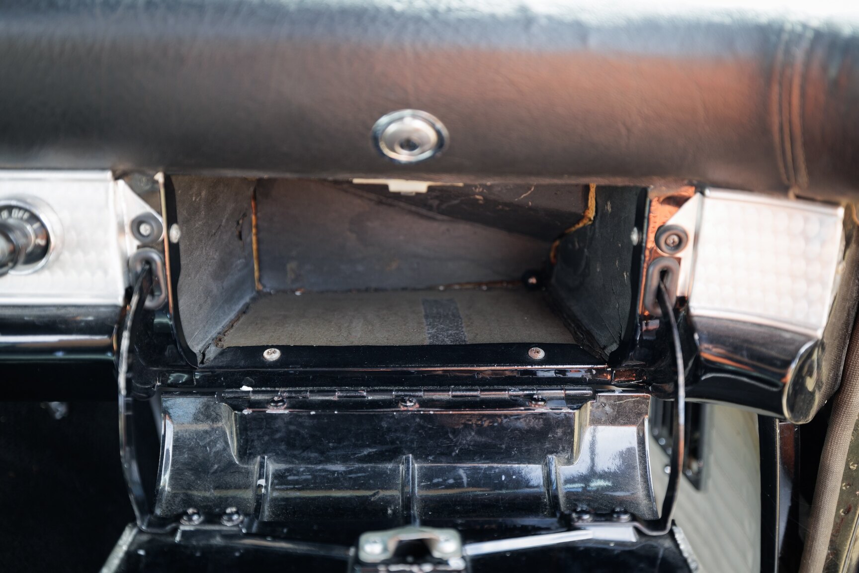 Innenraumfoto von 1956 Ford Thunderbird