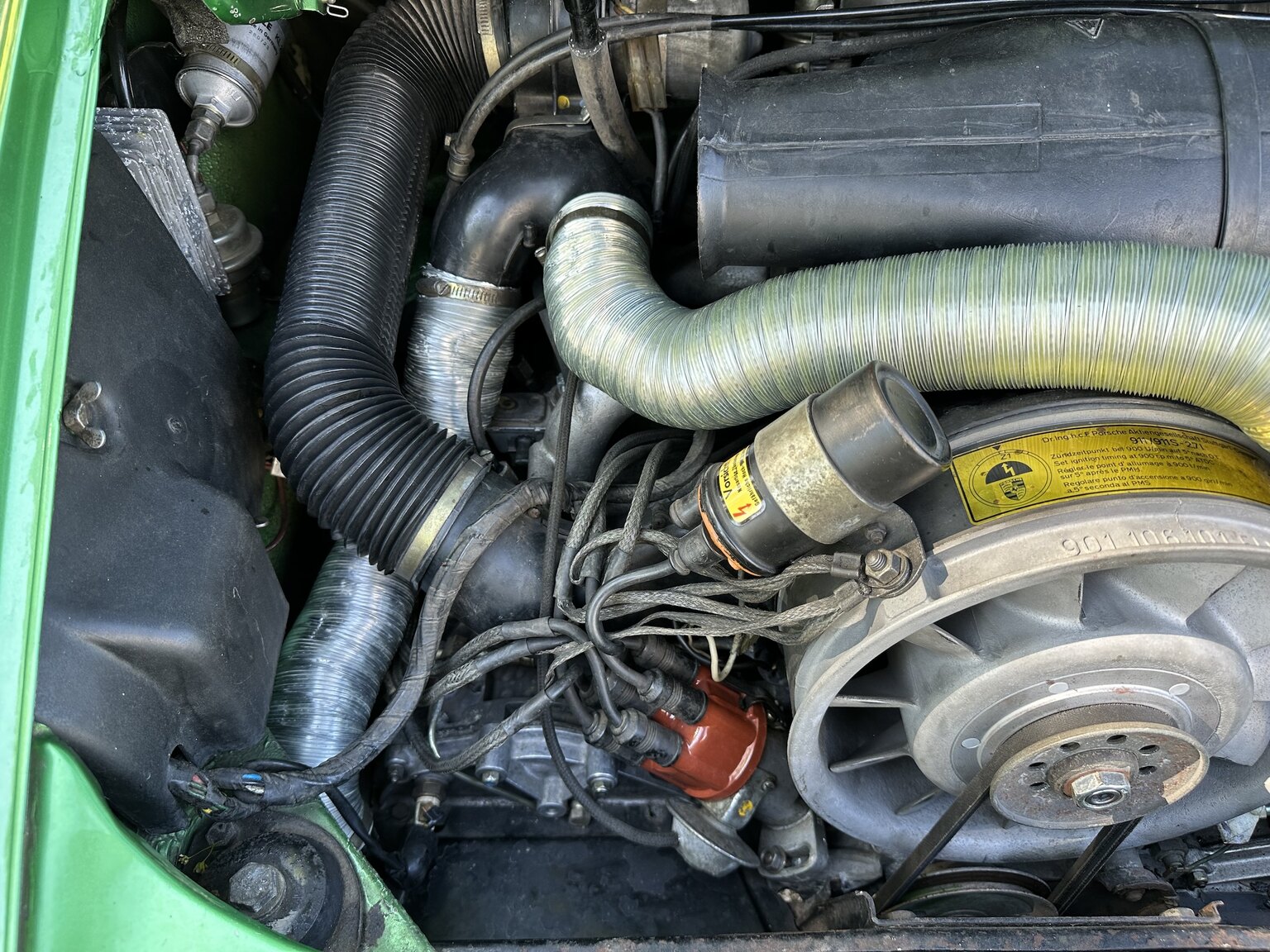 Image of 1975 Porsche 911 (2) mechanics