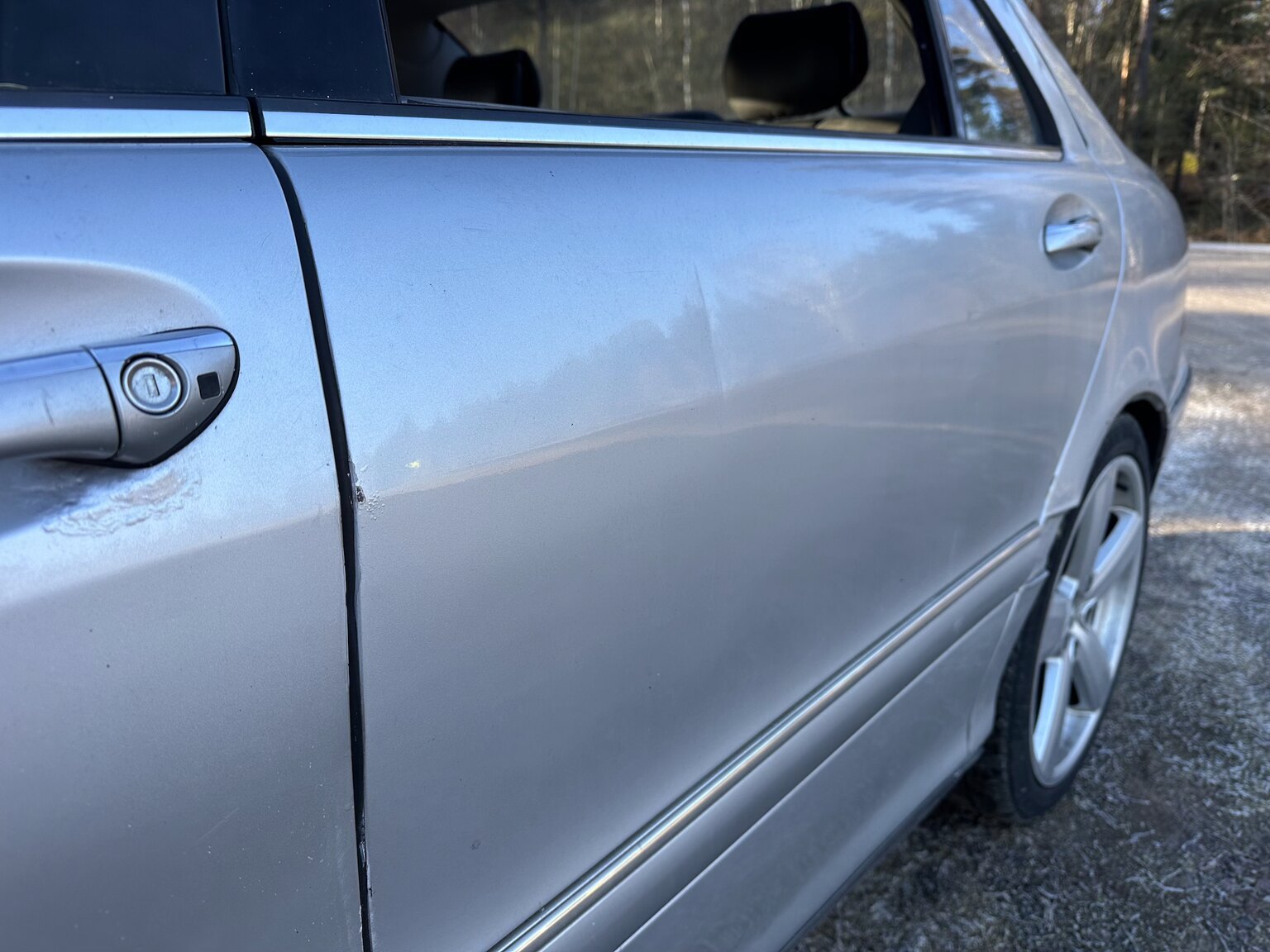 Exteriörbild på 1999 Mercedes-Benz S 500 L