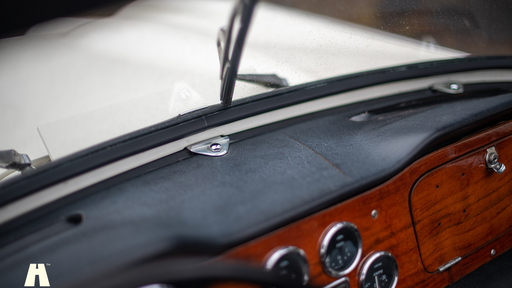 Interiörbild 1966 Triumph TR4 A