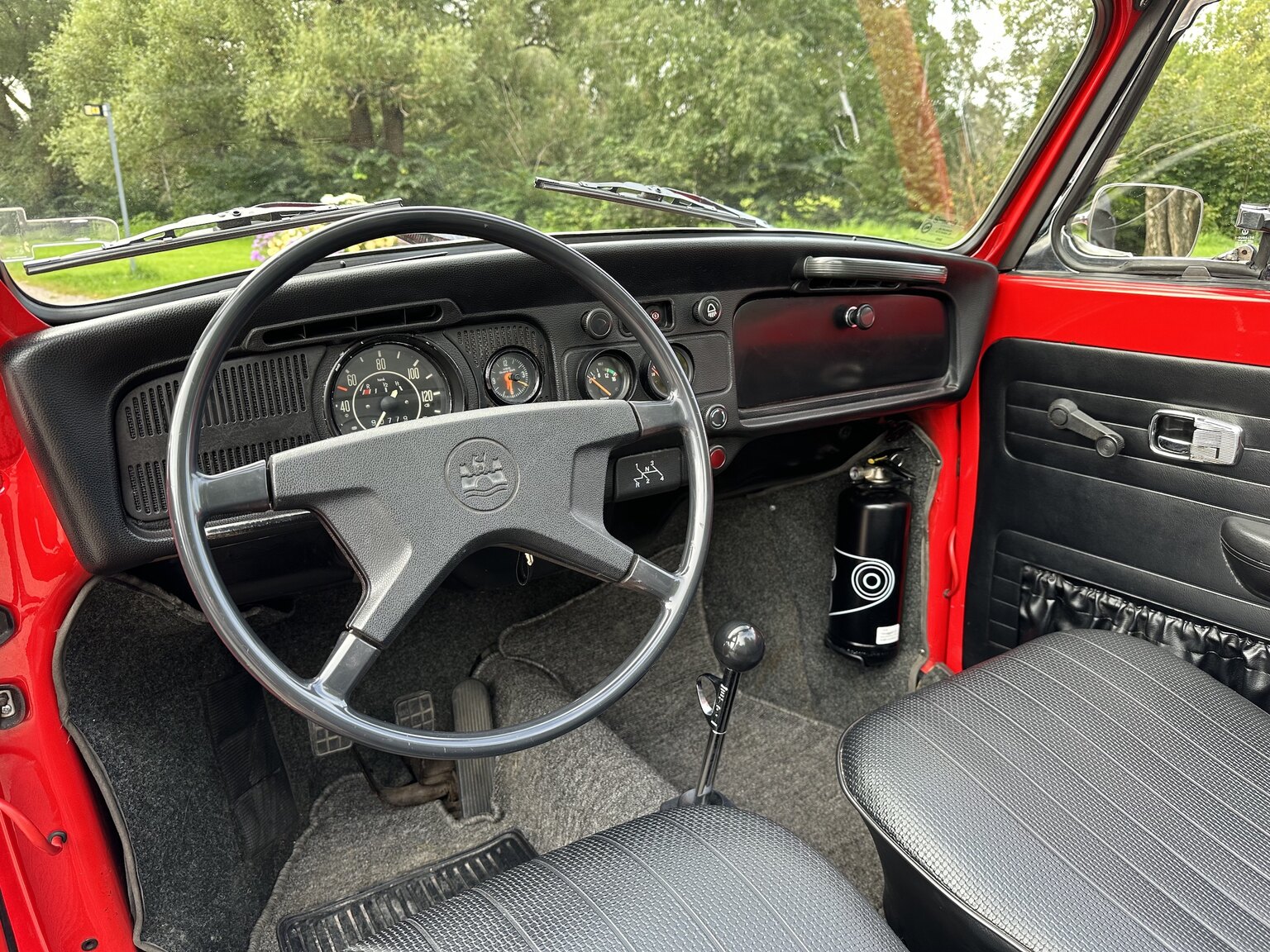 Interiörbild 1971 Volkswagen beetle 1302 cabriolet