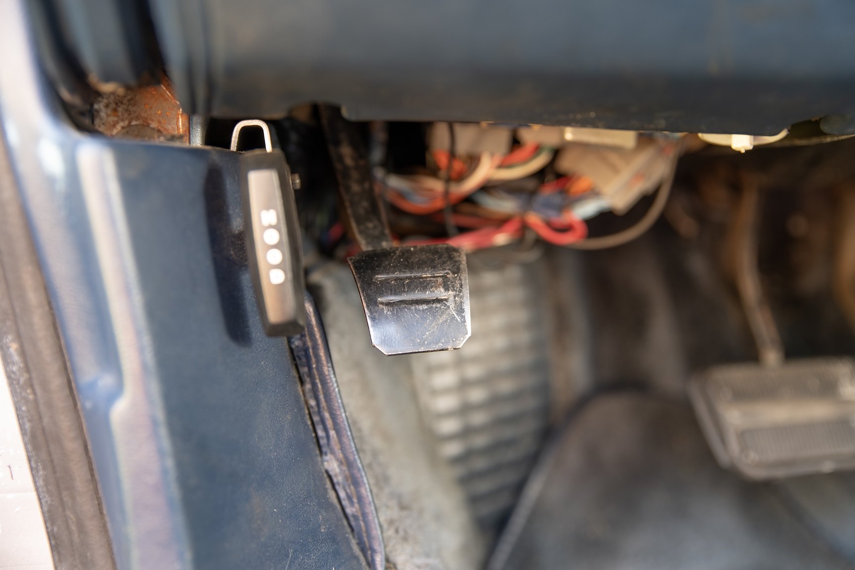 Interior image of 1985 Lincoln Continental 5.0 V8 EFI