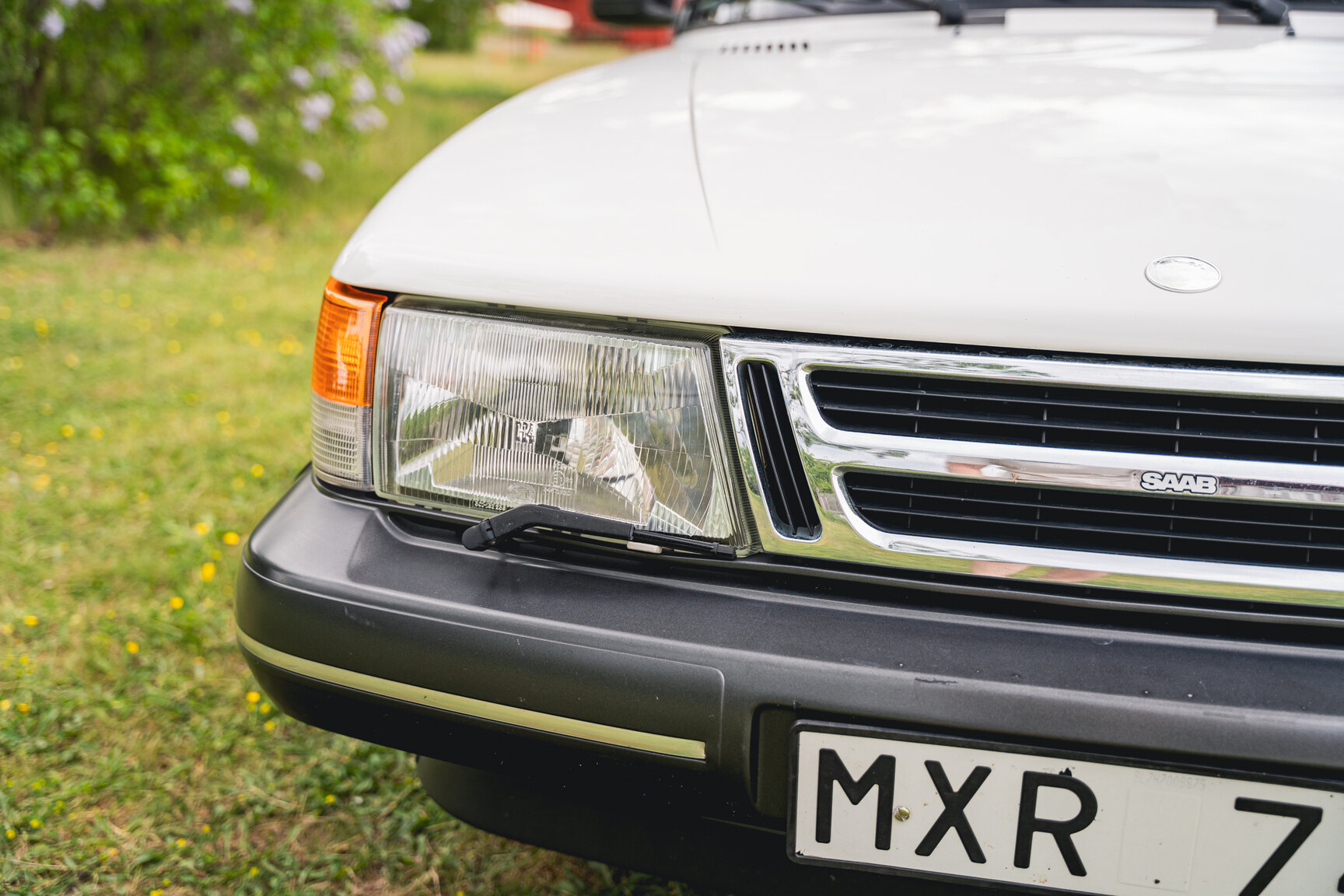 Exterior image of 1987 Saab 900 Turbo Convertible