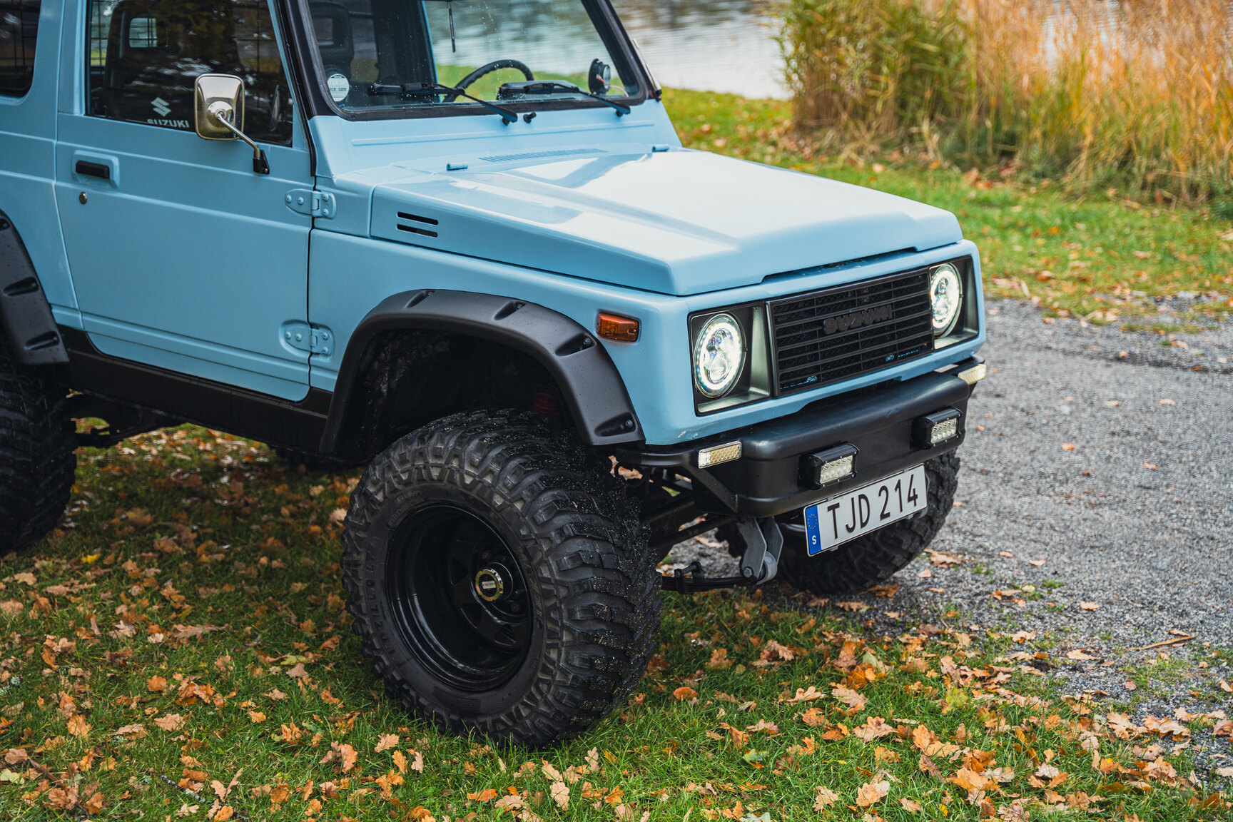 Exterior image of 1987 Suzuki SJ413 A-traktor