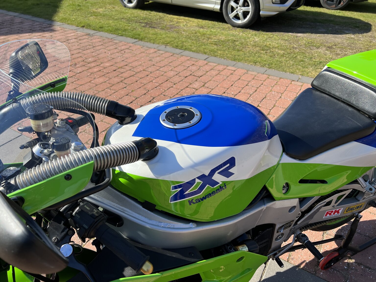 Exterior image of 1989 Kawasaki ZXR 750 H1 (27)