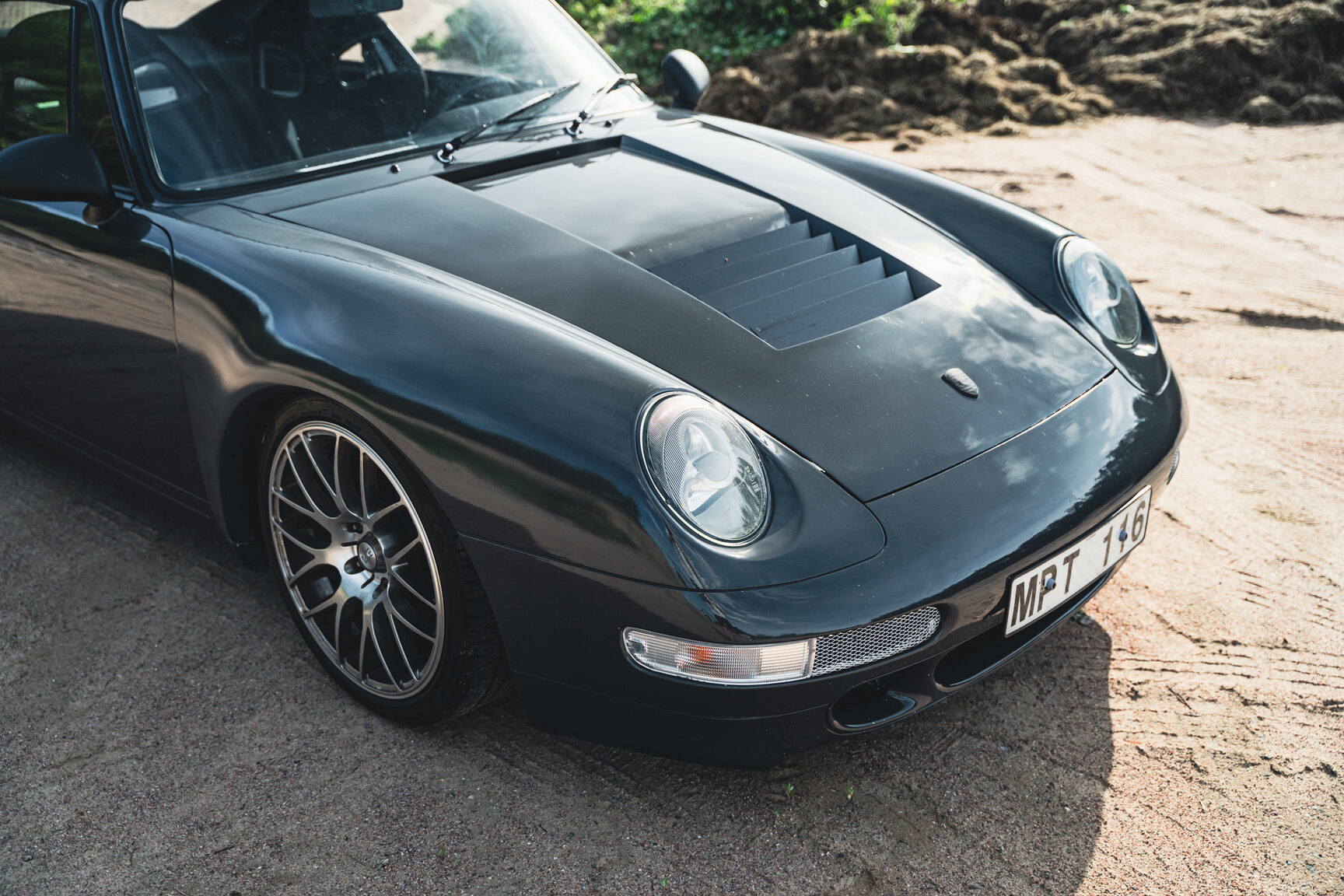 Exteriörbild på 1973 Porsche 911 SFRO