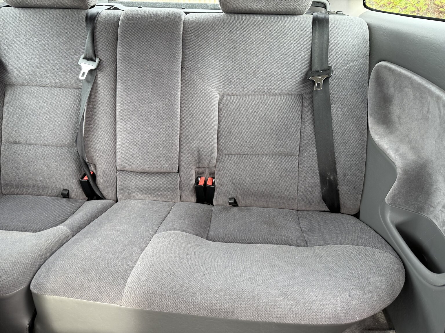 Interior image of 1997 SAAB 900