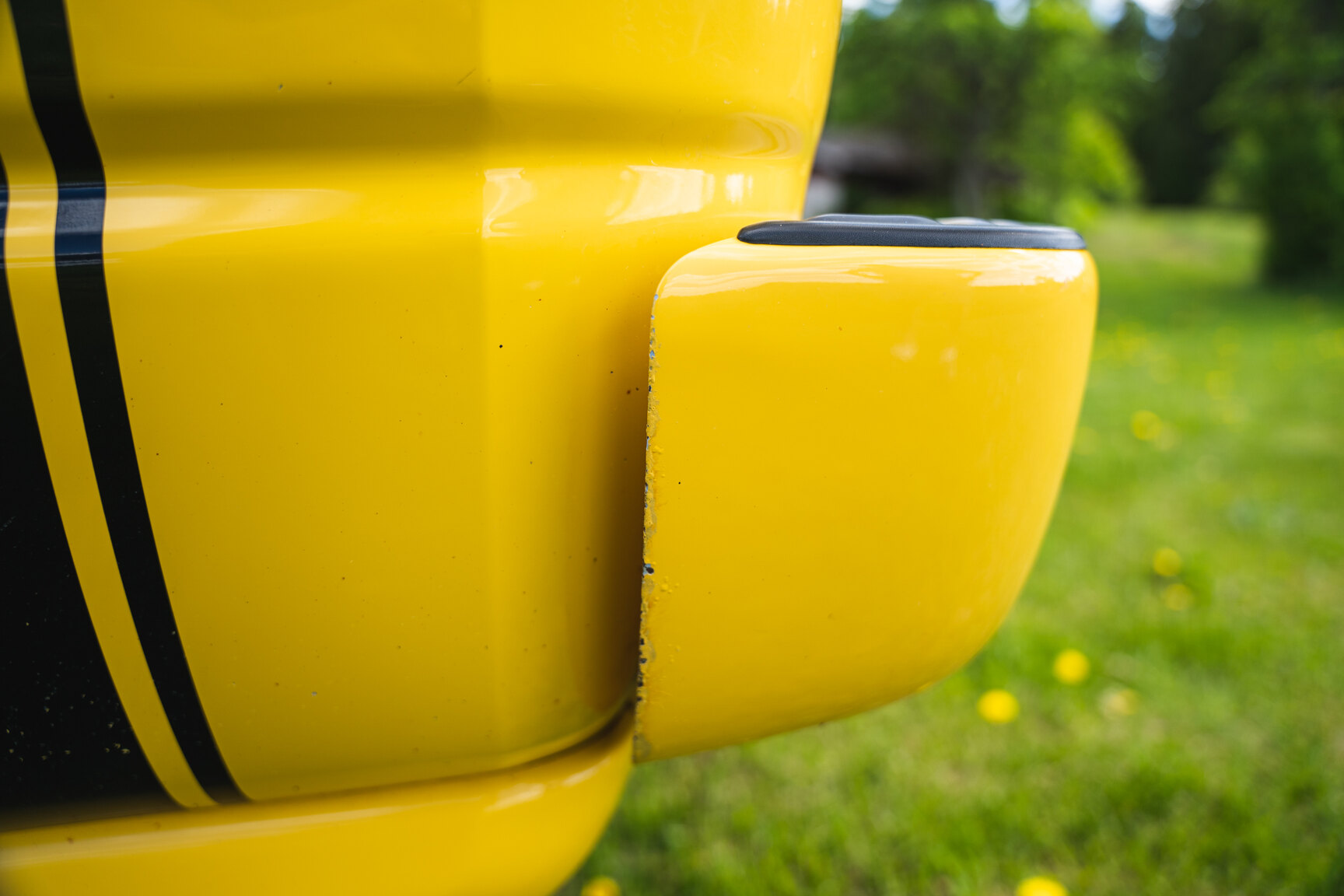 Exteriörbild på 2005 Dodge Ram 1500 Bumble Bee