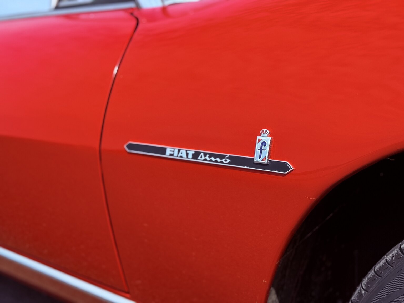 Exterior image of 1968 Fiat Dino Spider