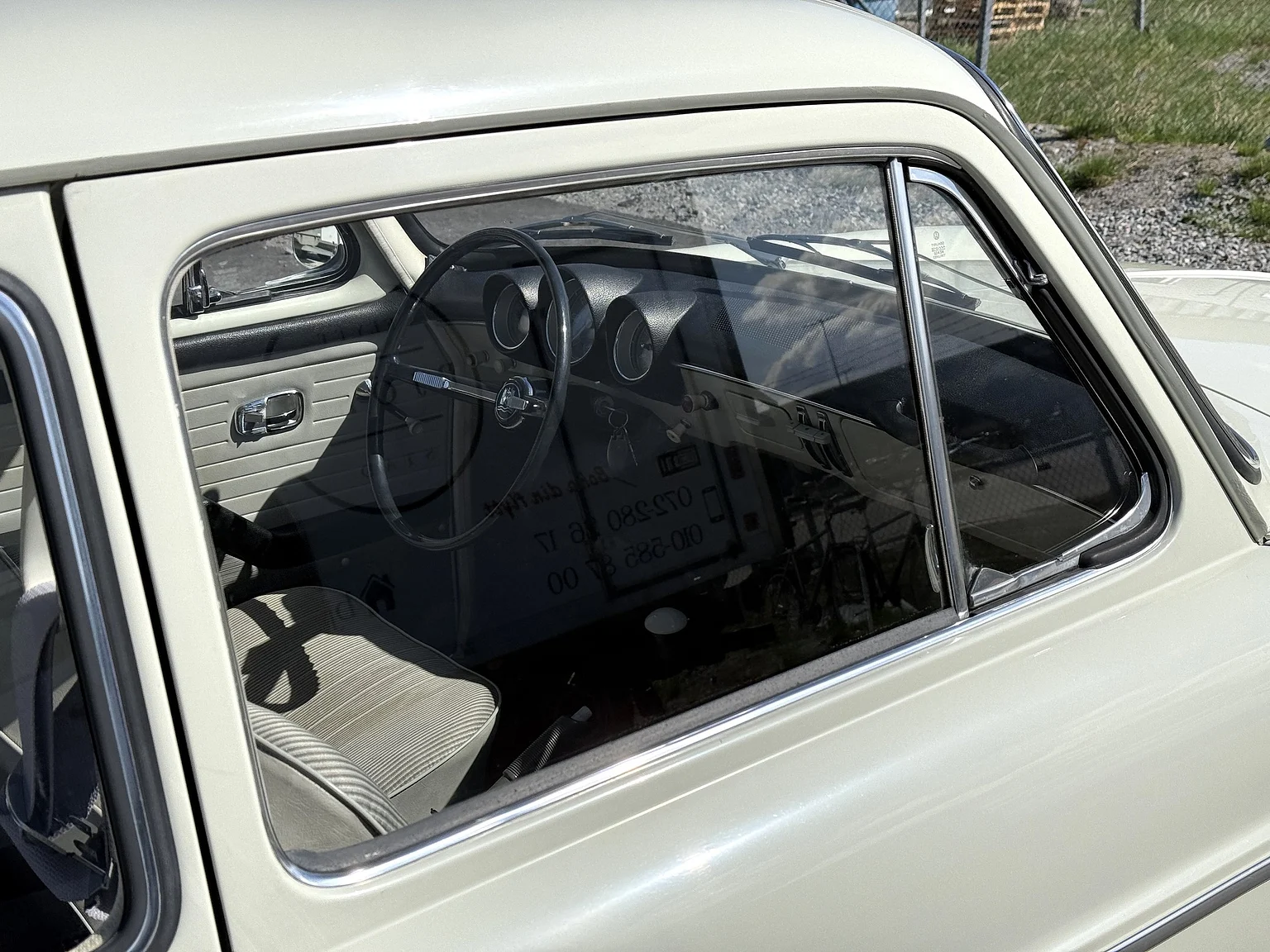 Exteriörbild på 1965 Volkswagen 1500 Limousine 311 Notchback (32)