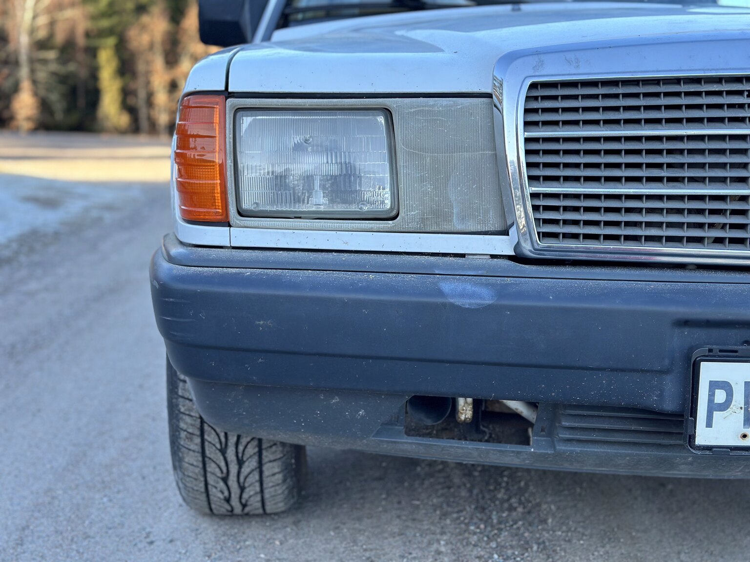 Aussenfoto 1988 Mercedes-Benz 190 E 2.3 (18)