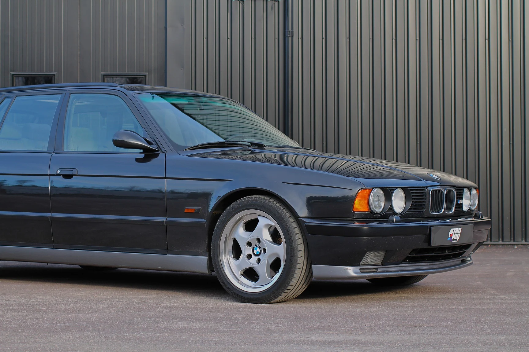 Aussenfoto 1993 BMW E34 M5 Touring  (11)