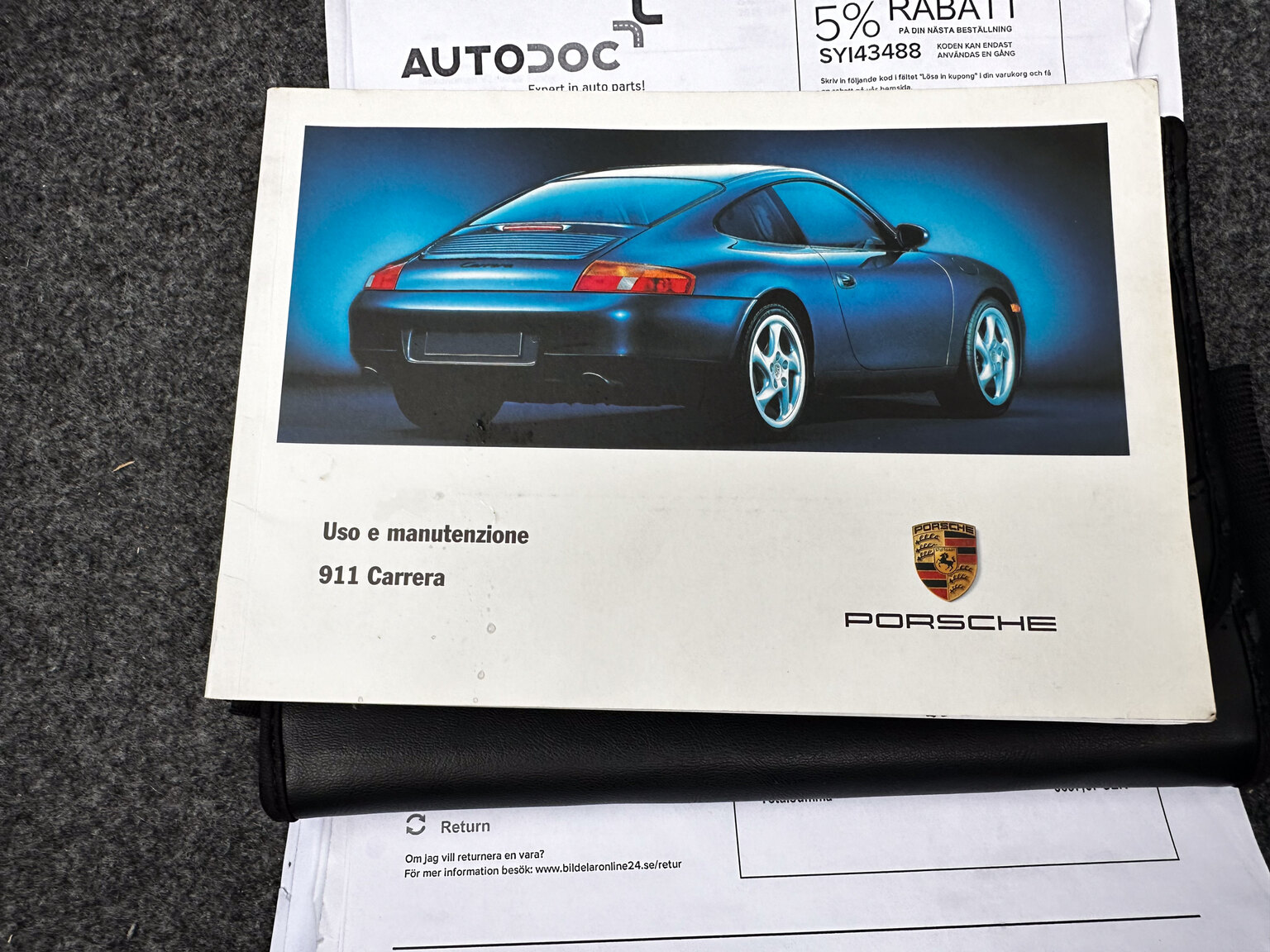 Documentation for 1999 Porsche 911 Carrera 4