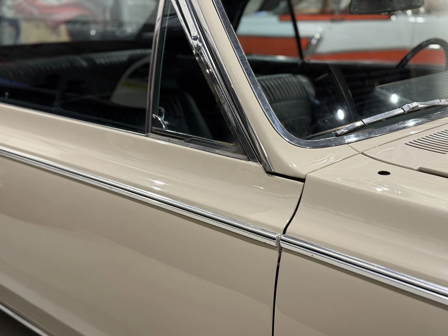 Exteriörbild på 1964 Oldsmobile Cutlass Convertible (53)