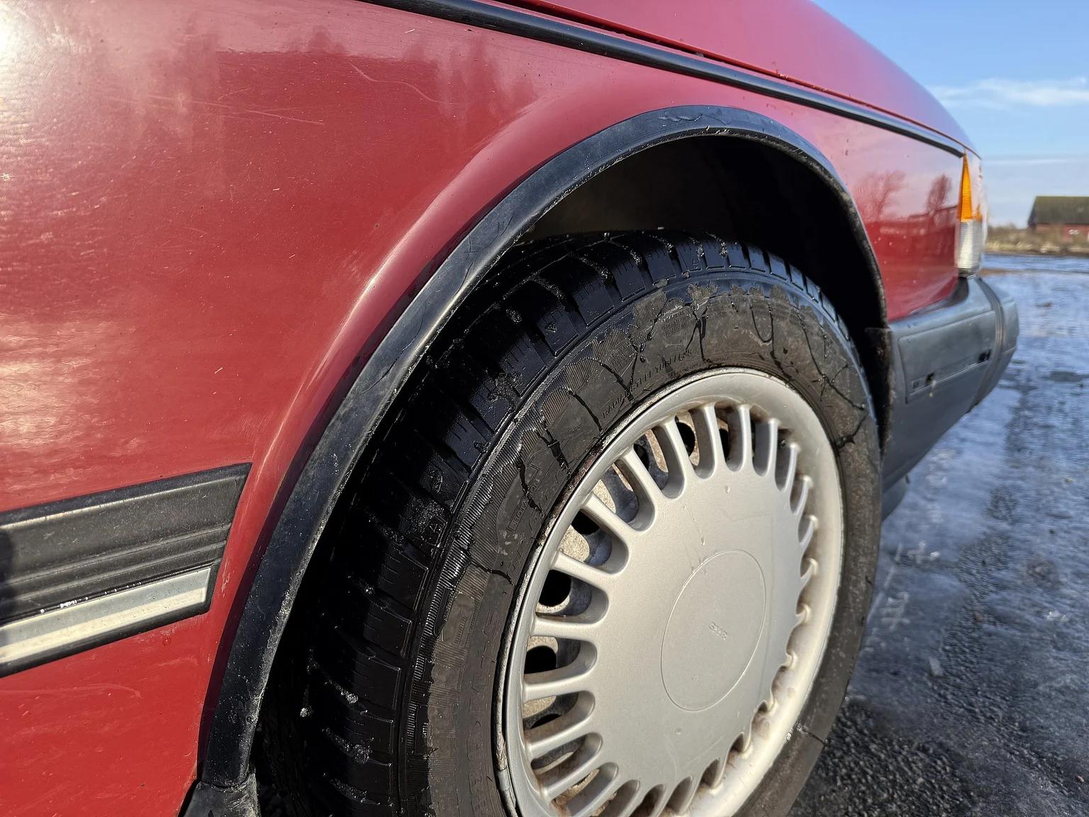 Exterior image of 1991 SAAB 900S Turbo 2-door (58)