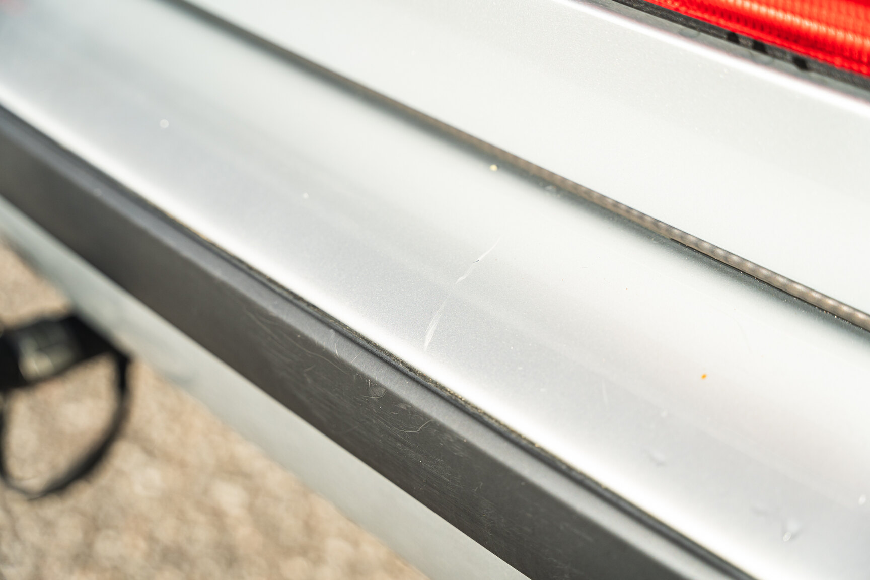 Exterior image of 1994 BMW 520i E34