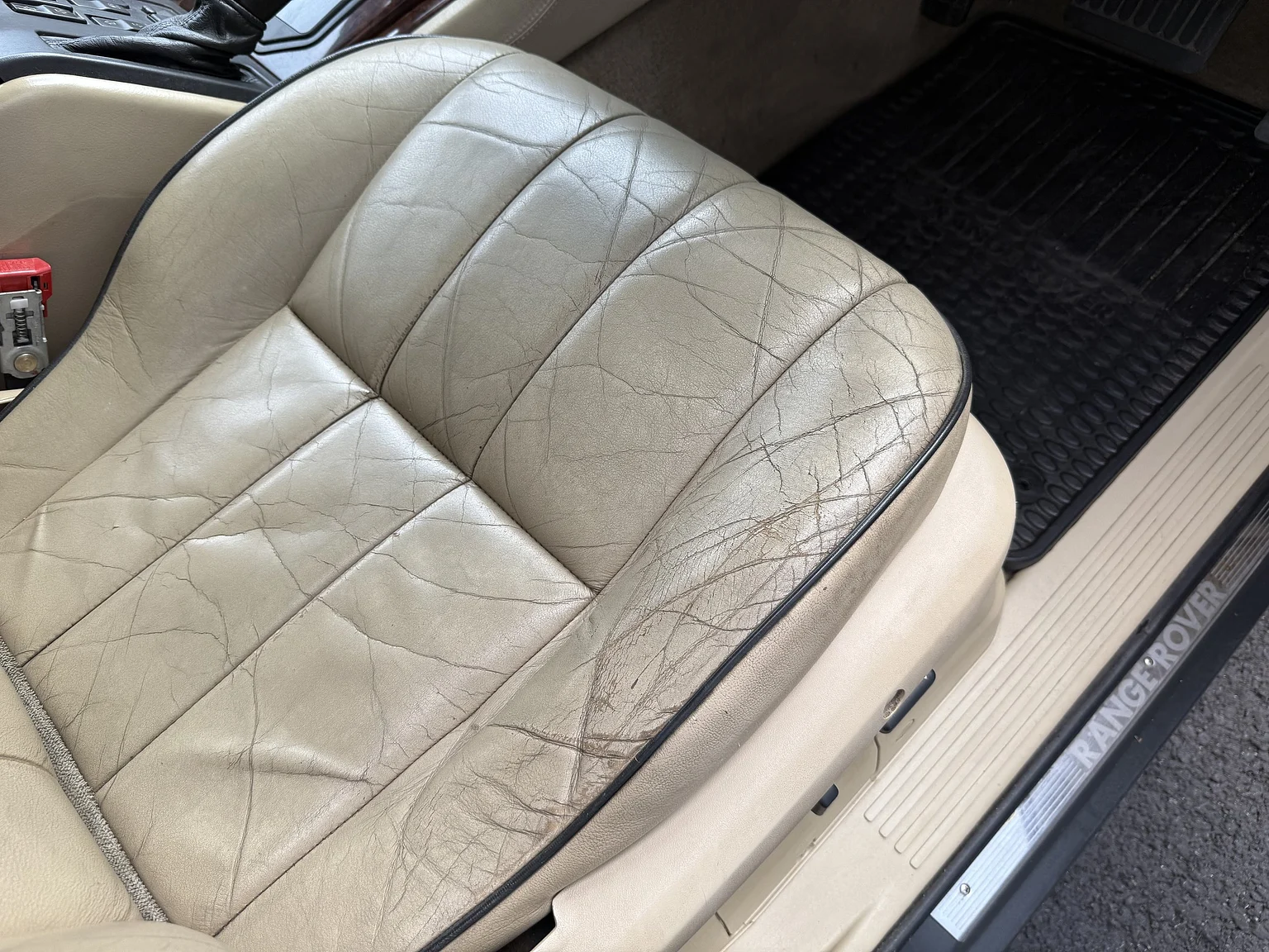 Innenraumfoto von 1998 Land Rover Range Rover P38 (7)