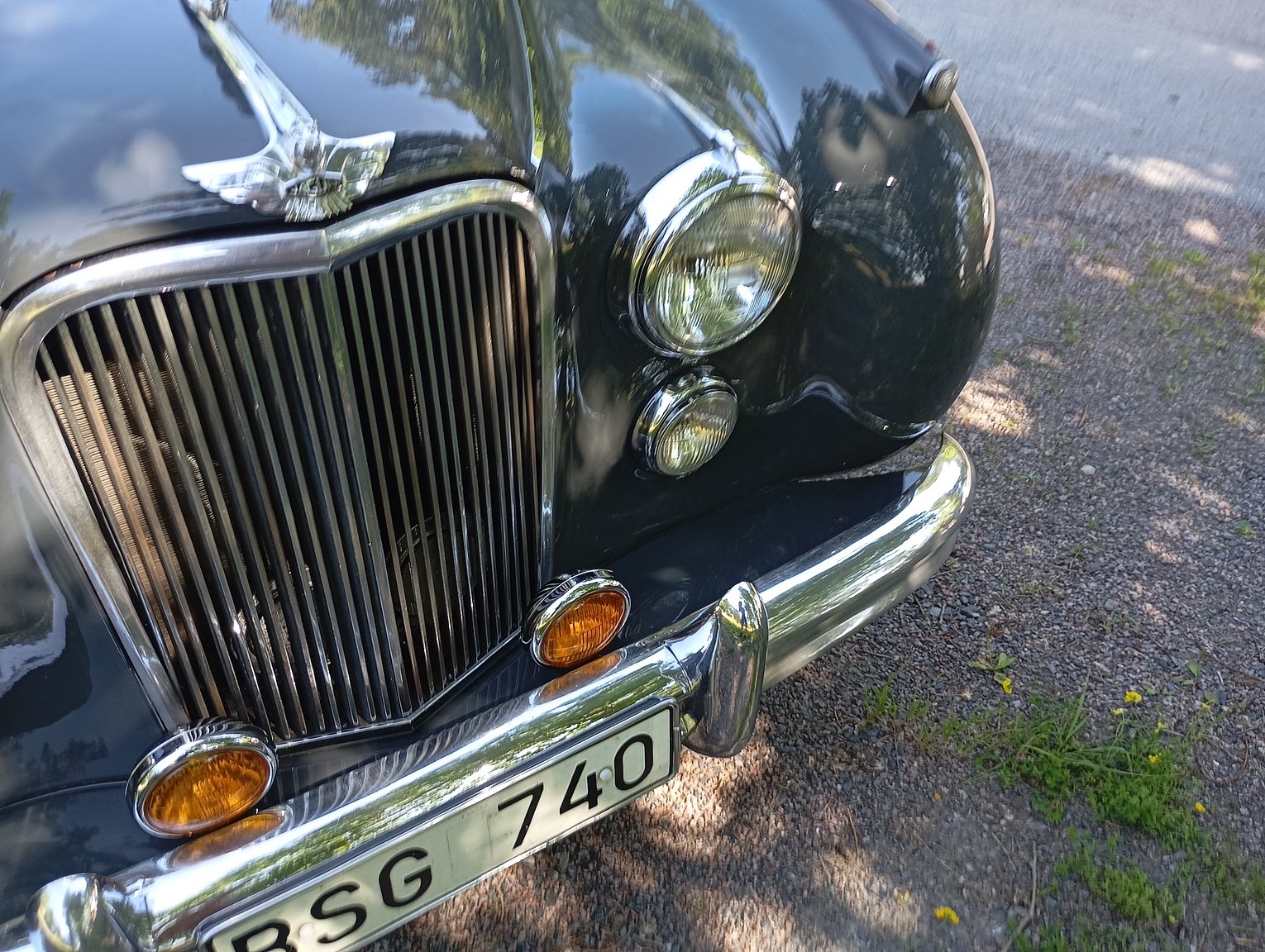 Exterior image of 1954 Jaguar Mark VII