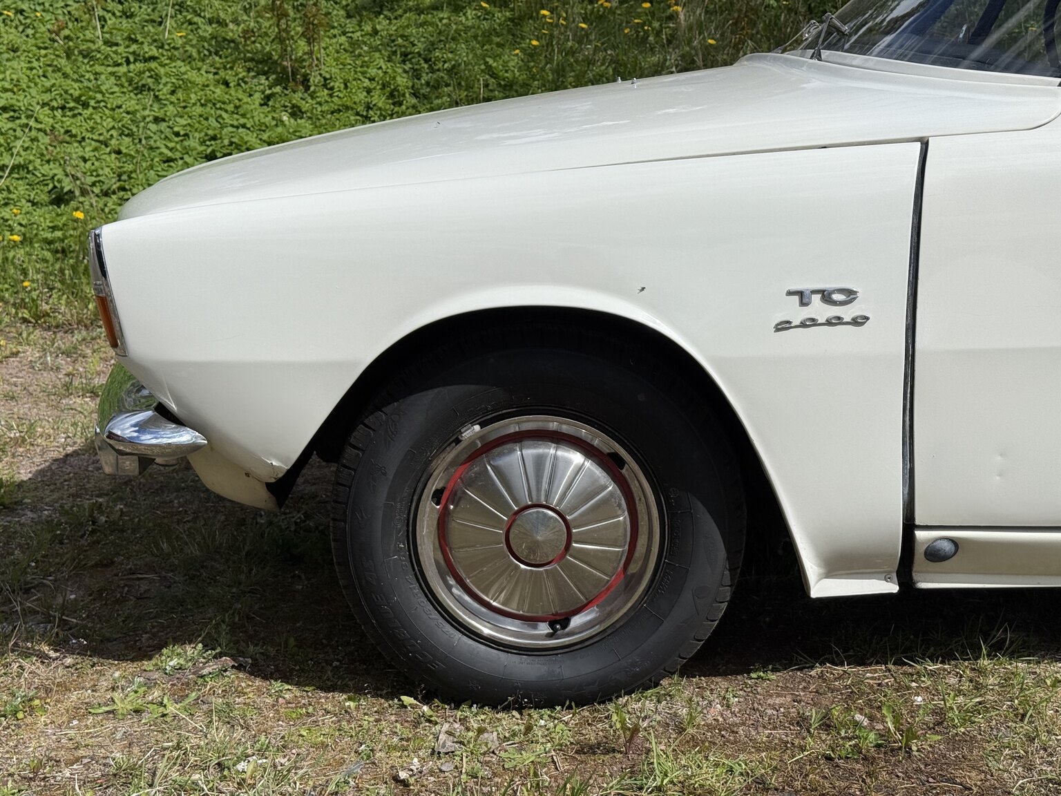 Exterior image of 1967 Rover 2000 TC 2.0 OHC