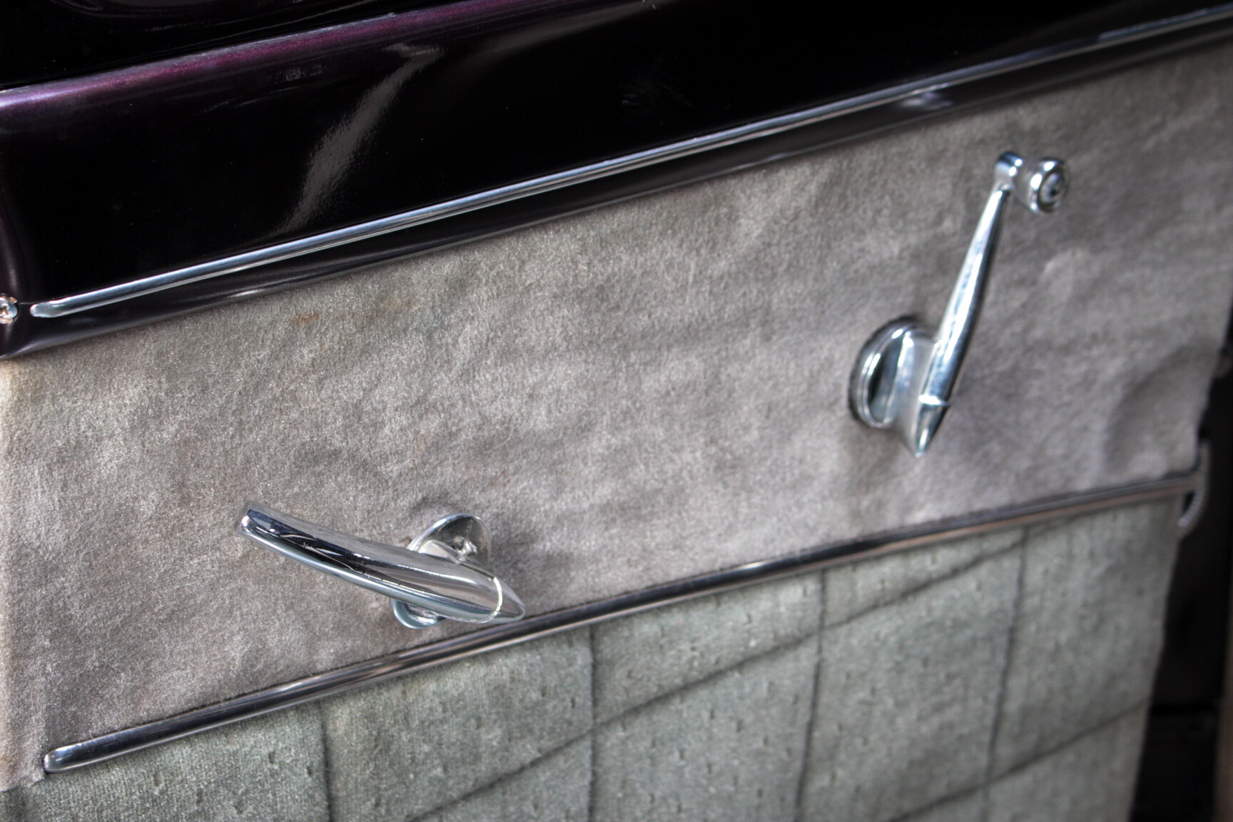 Interior image of 1951 Lincoln Cosmopolitan 