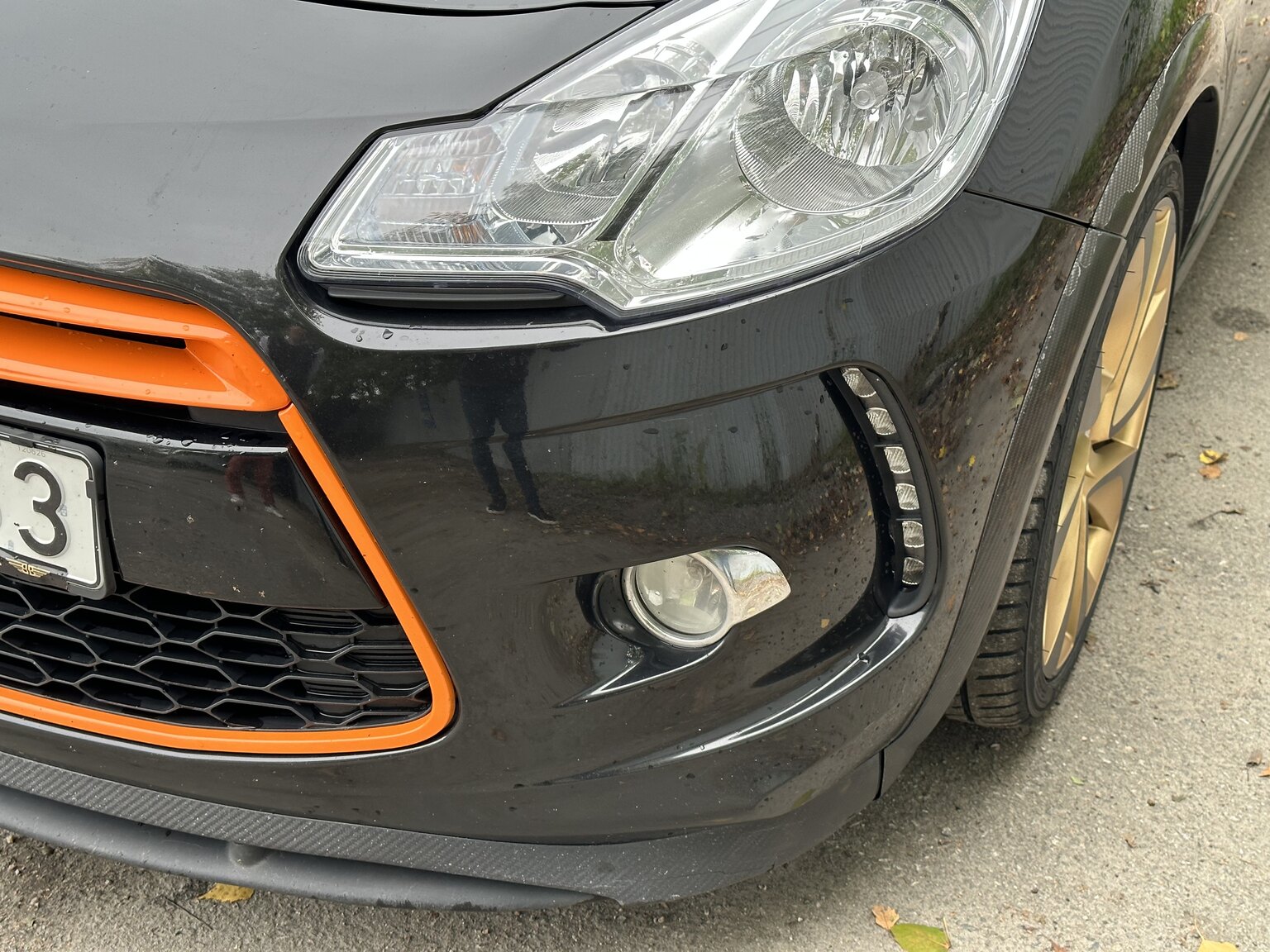 Exterior image of 2012 Citroen DS3 Racing  (34)