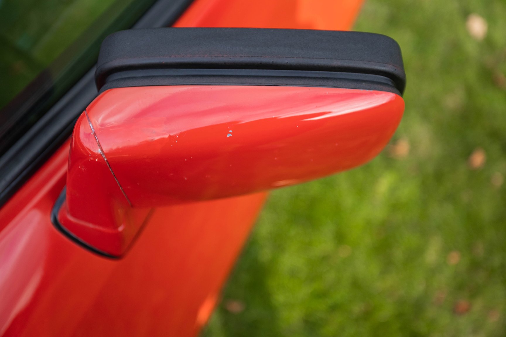 Exteriörbild på 1988 Porsche 944 Turbo