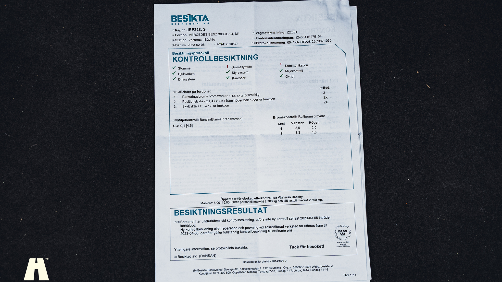 Dokumentation för 1990 Mercedes 300 CE-24