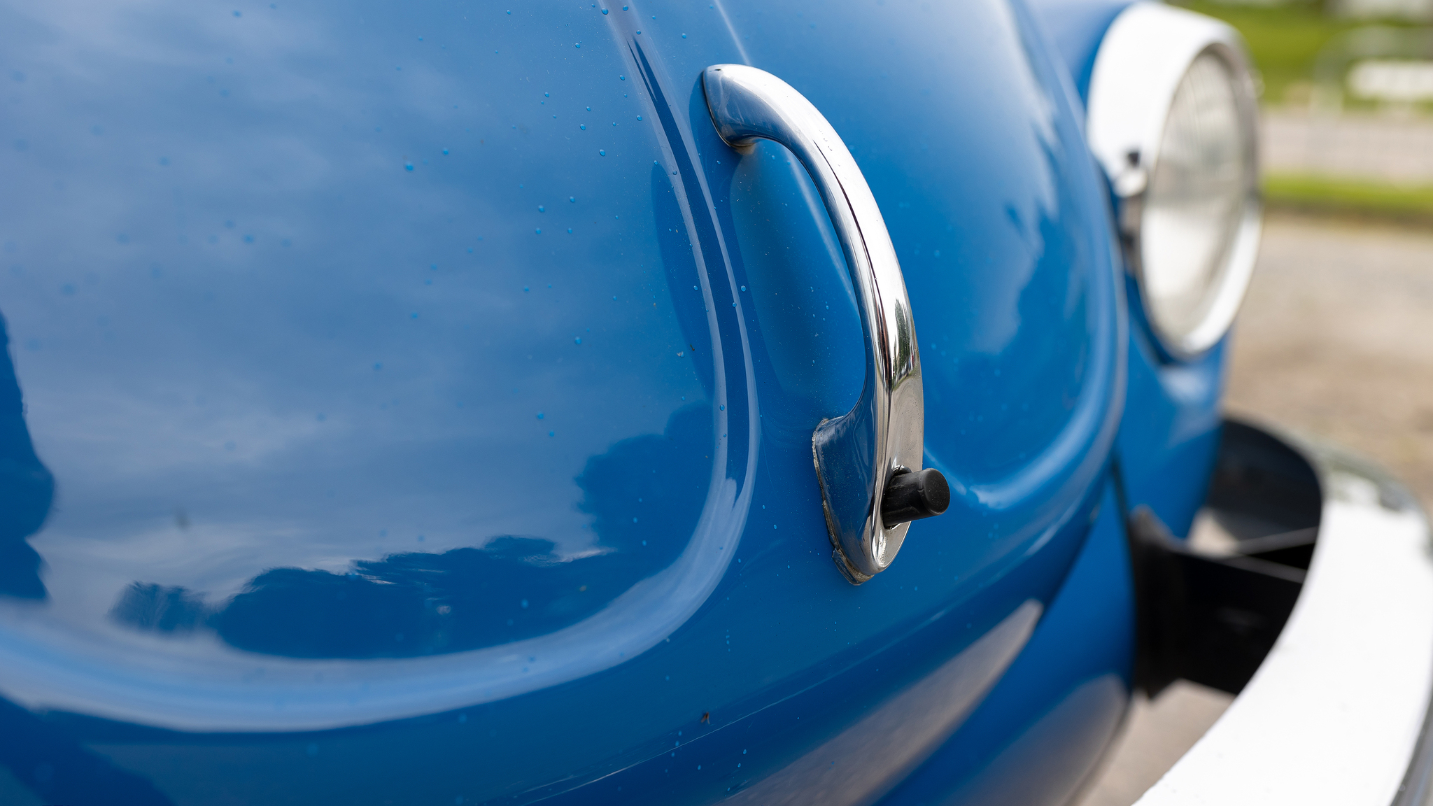 Exterior image of 1973 Volkswagen Beetle 1303S 1600 (64)