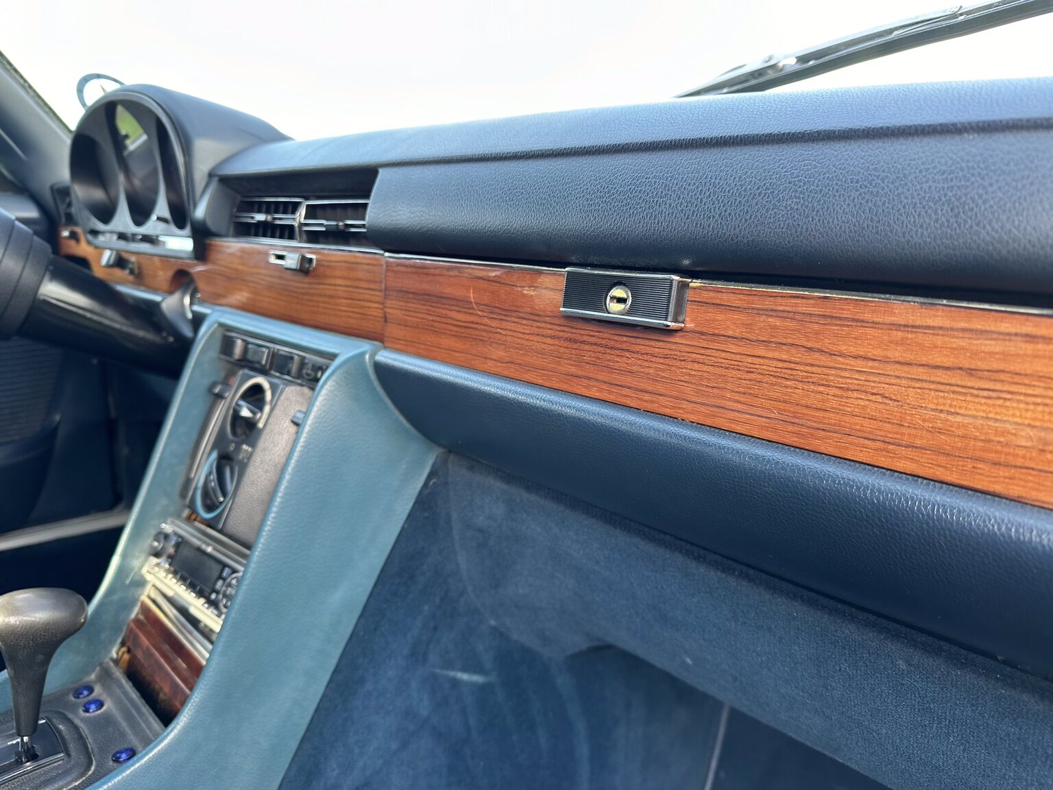 Interior image of 1975 Mercedes-Benz 450 SEL 6.9 Bepansrad 