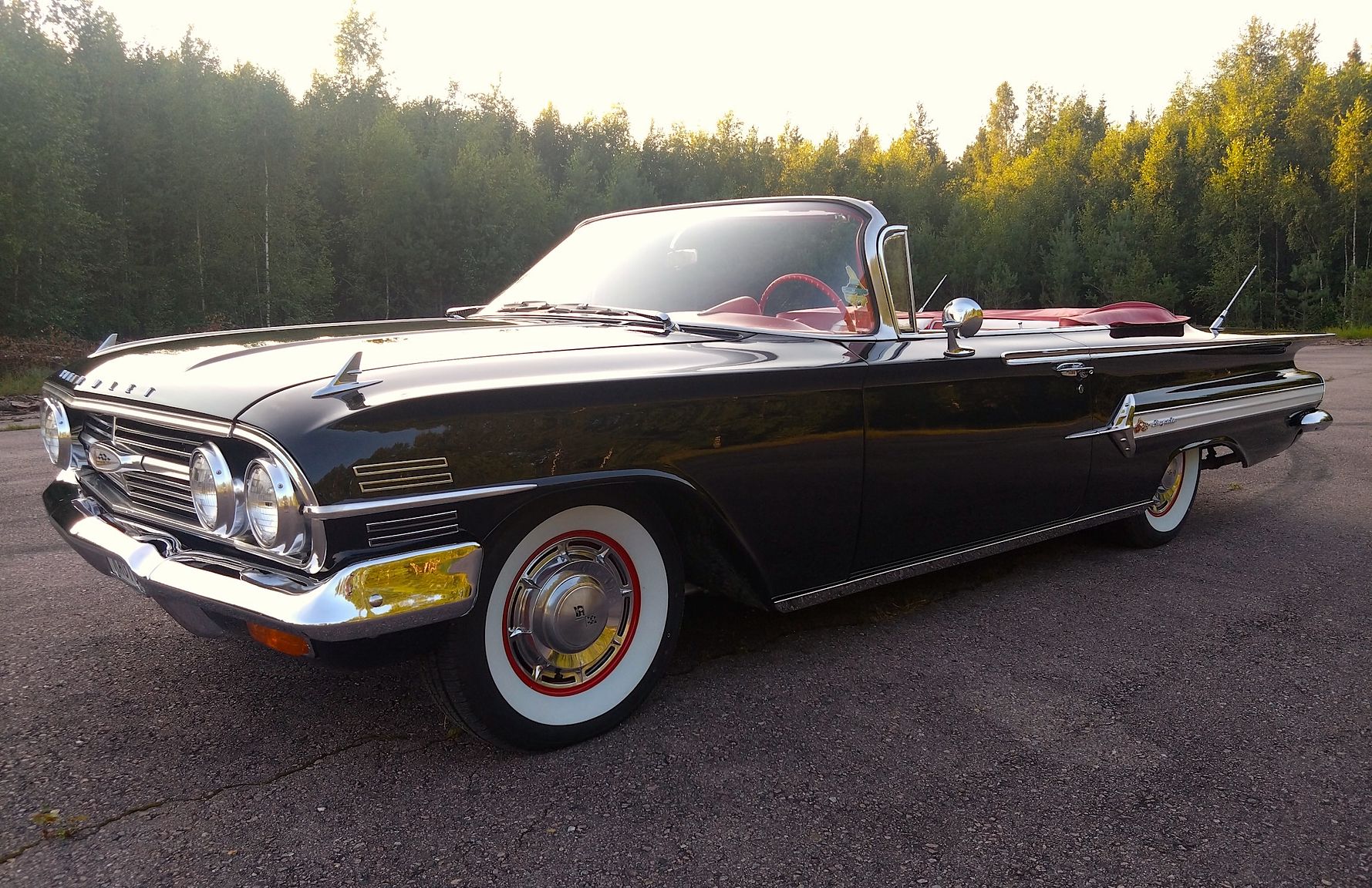 Interior image of 1960 Chevrolet Impala Cabriolet 5.7 V8 Powerglide