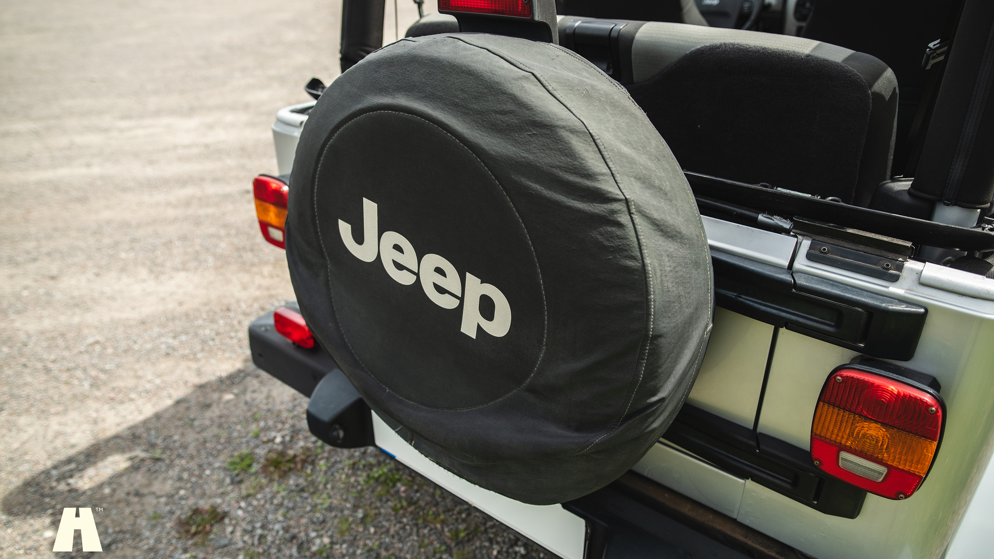 Exterior image of 2006 Jeep Wrangler 4.0L Sahara 
