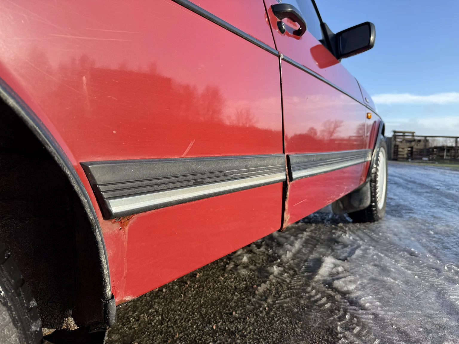 Exterior image of 1991 SAAB 900S Turbo 2-door (56)