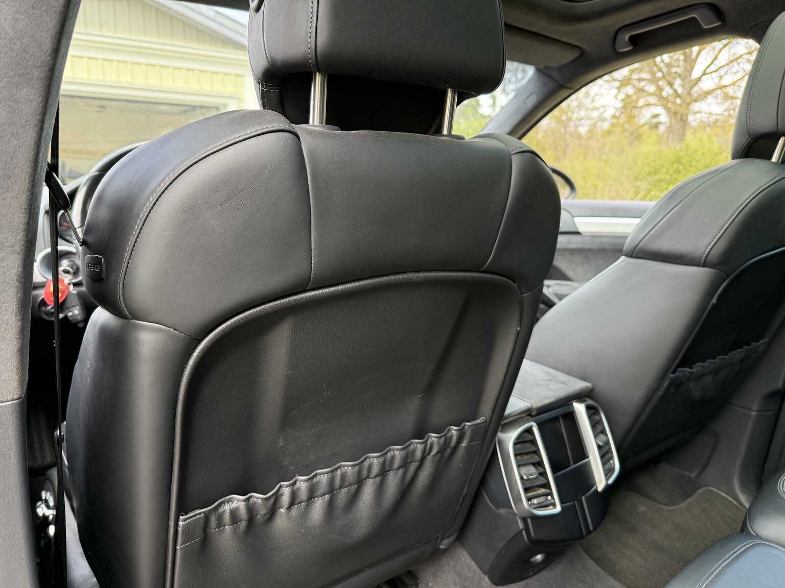 Interior image of 2013 Porsche Cayenne GTS